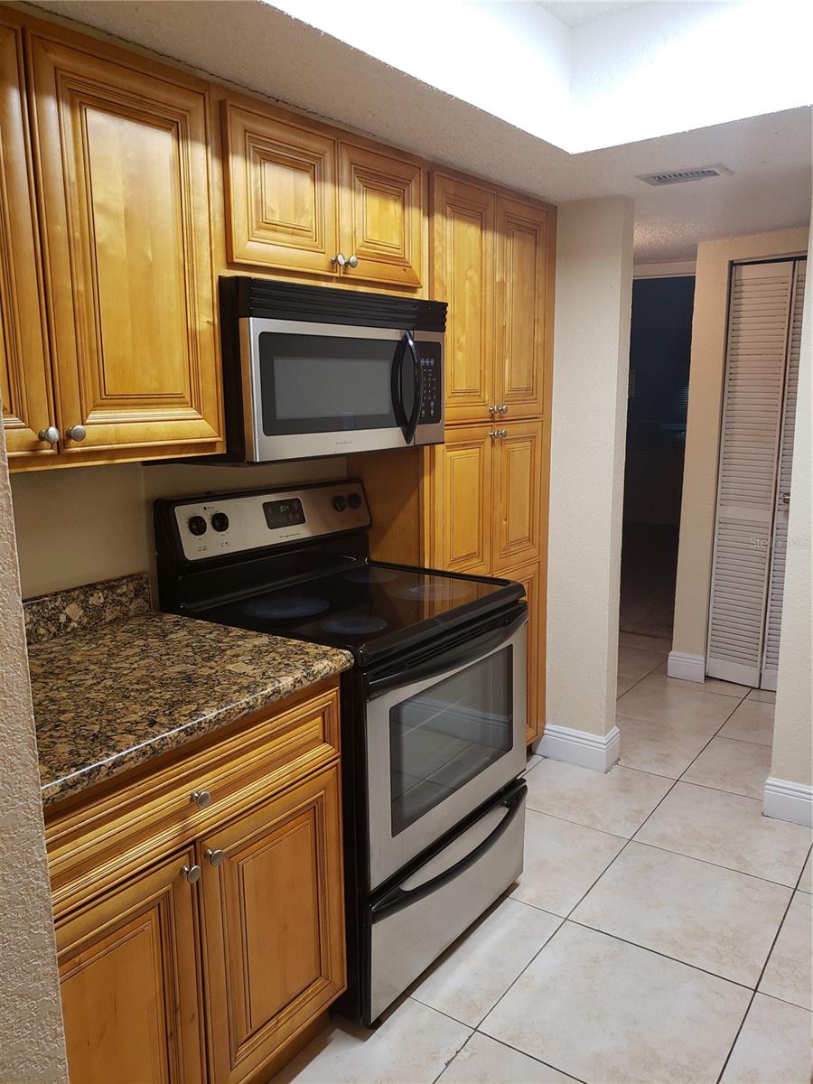 4801 S Texas Ave #4801d Property Photo 5