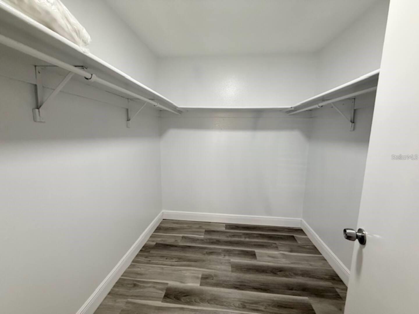 332 Avenue D Se Property Photo 22