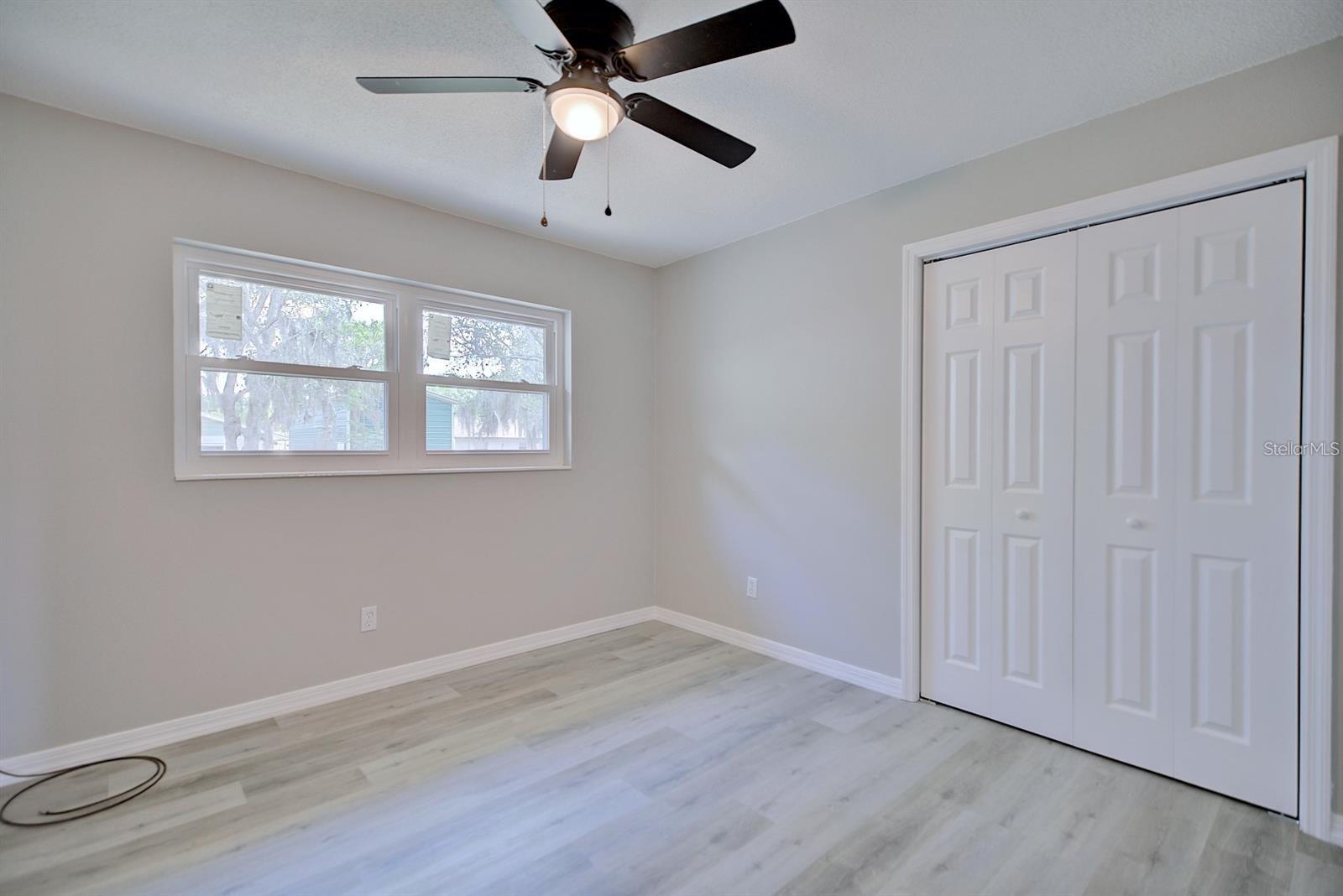503 Rich St Property Photo 8