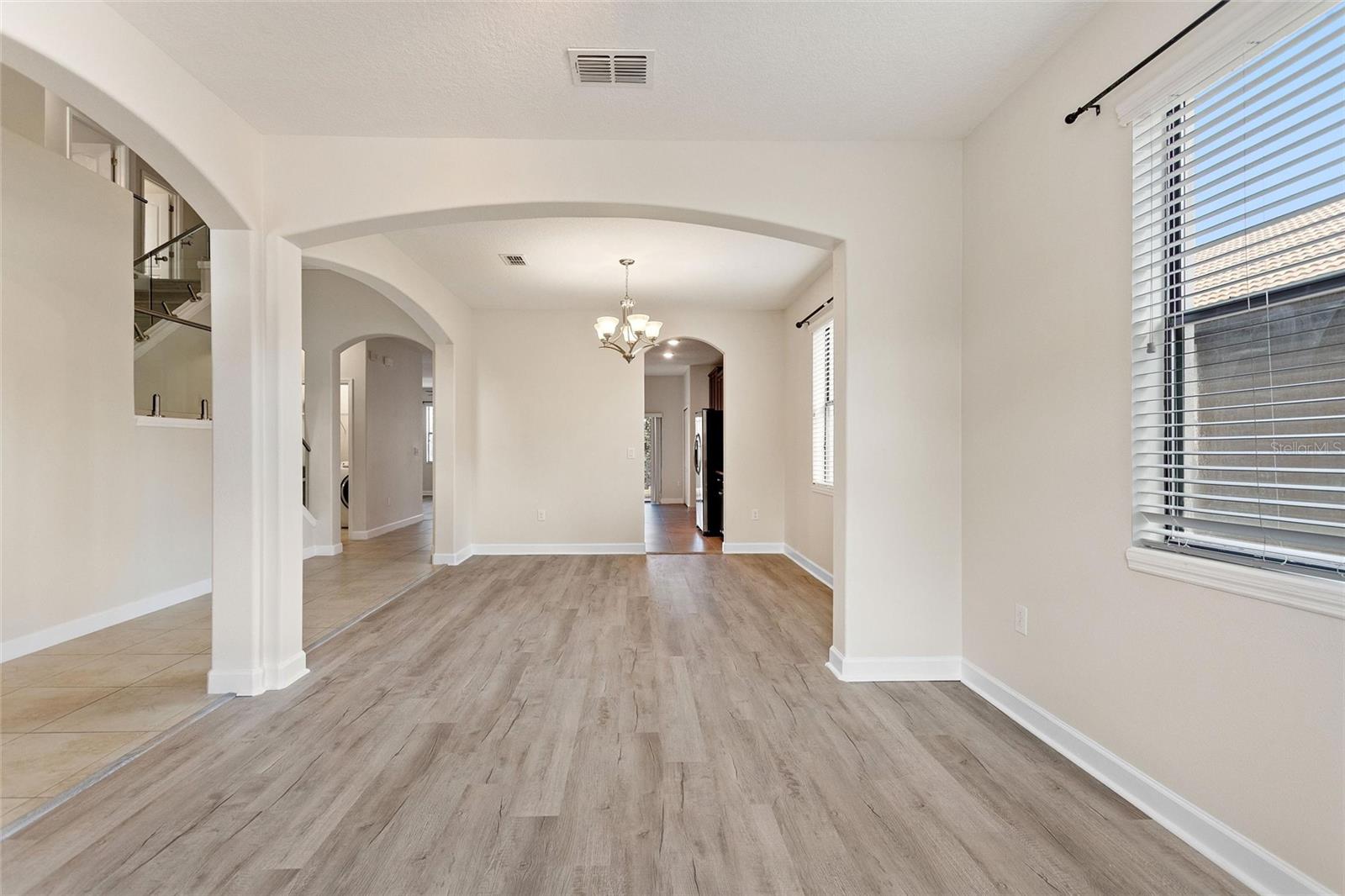 1315 Moss Creek Ln Property Photo 4