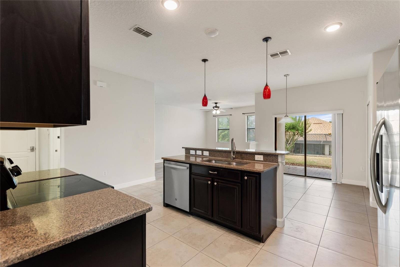 1315 Moss Creek Ln Property Photo 8