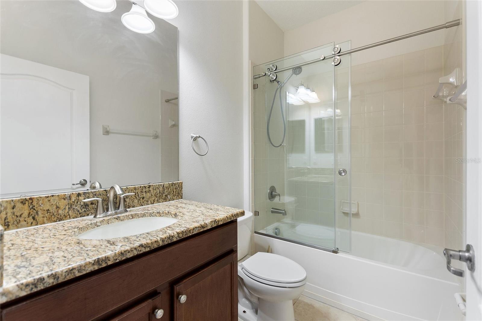 1315 Moss Creek Ln Property Photo 15