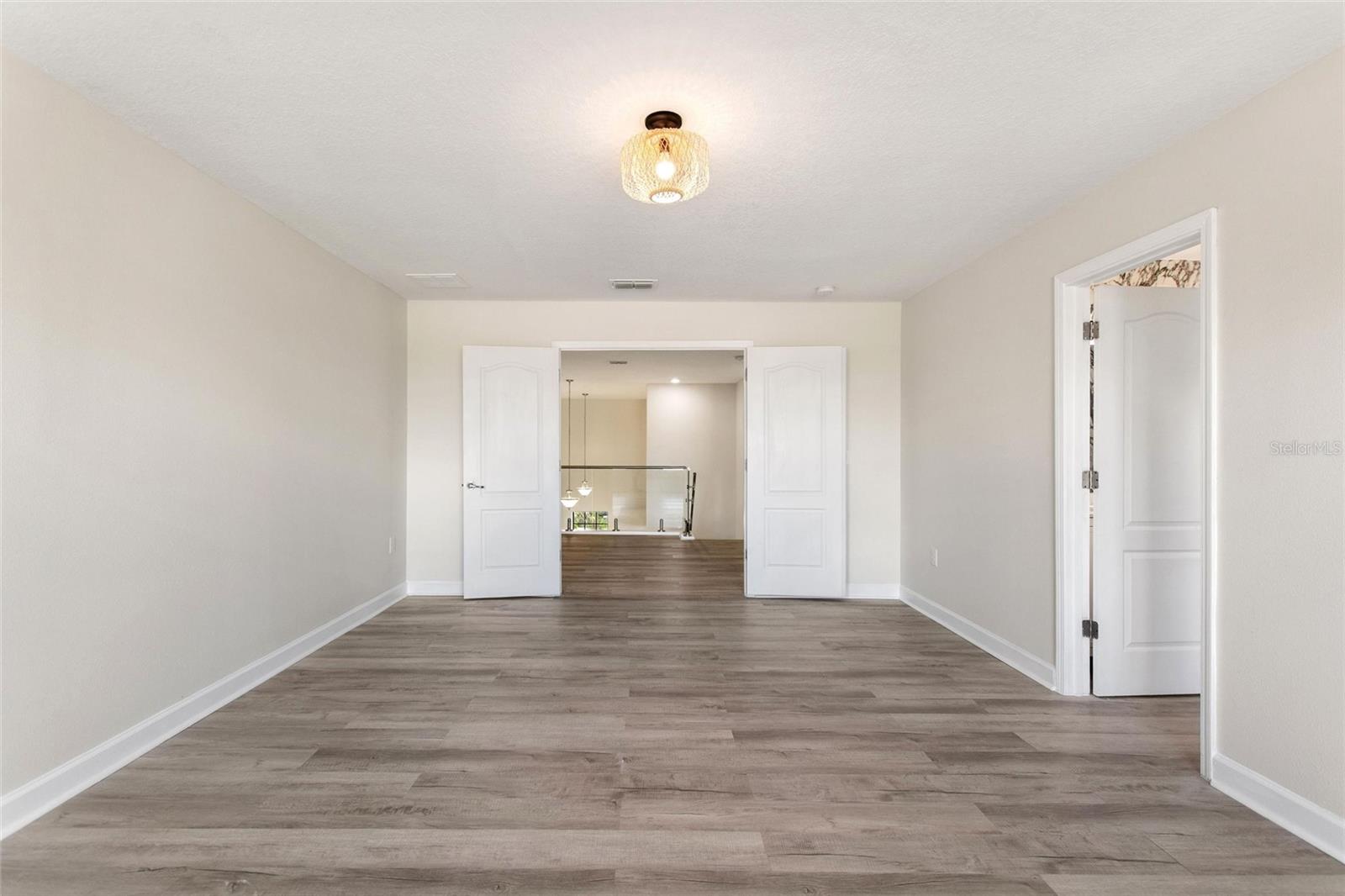 1315 Moss Creek Ln Property Photo 29