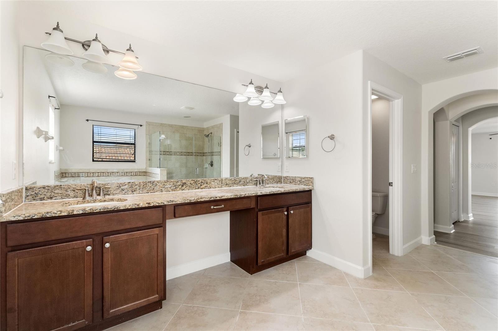 1315 Moss Creek Ln Property Photo 36