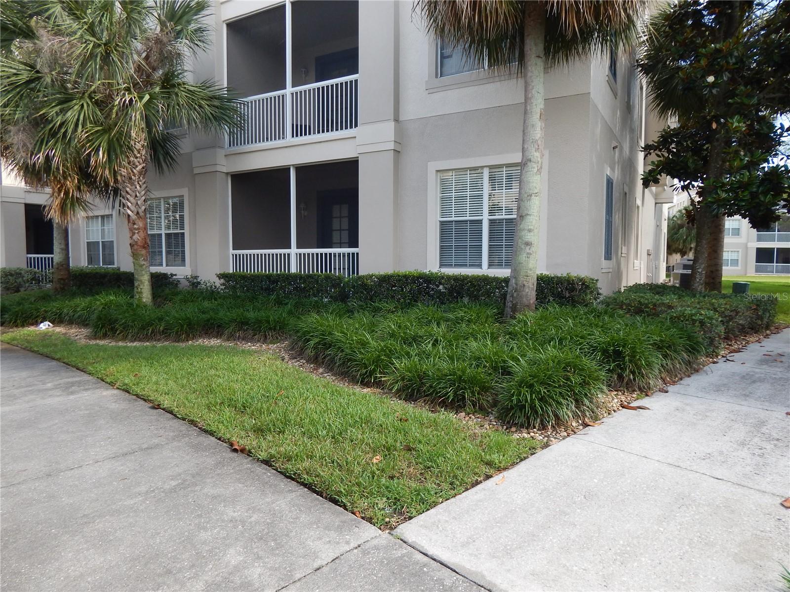 3300 WHITESTONE CIR #107