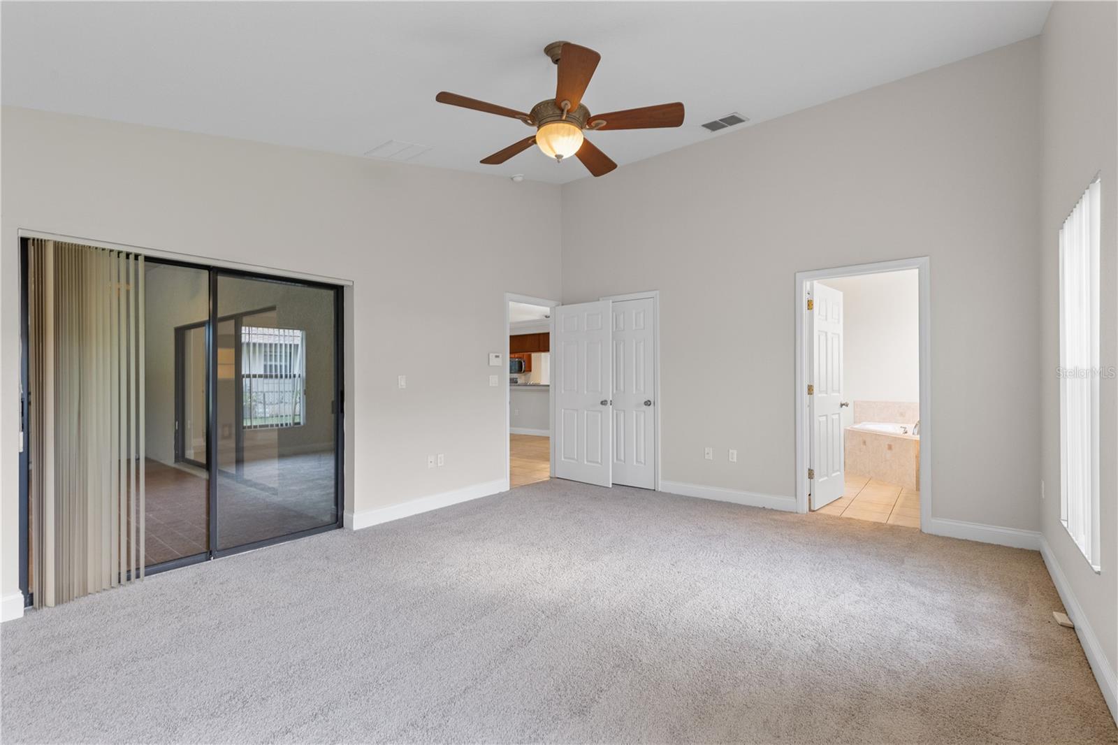 4924 Raylene Way Property Photo 12