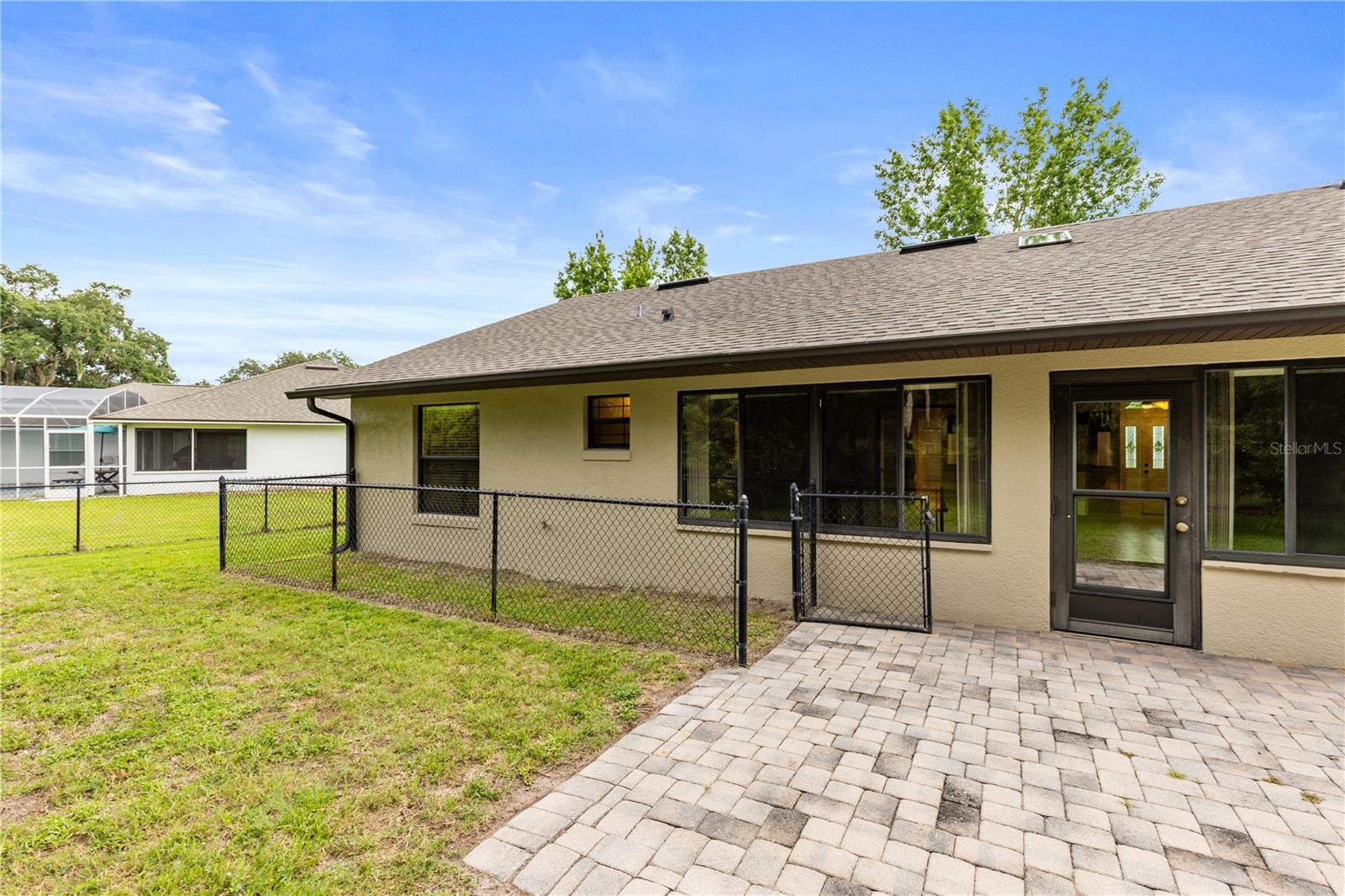 4924 Raylene Way Property Photo 21