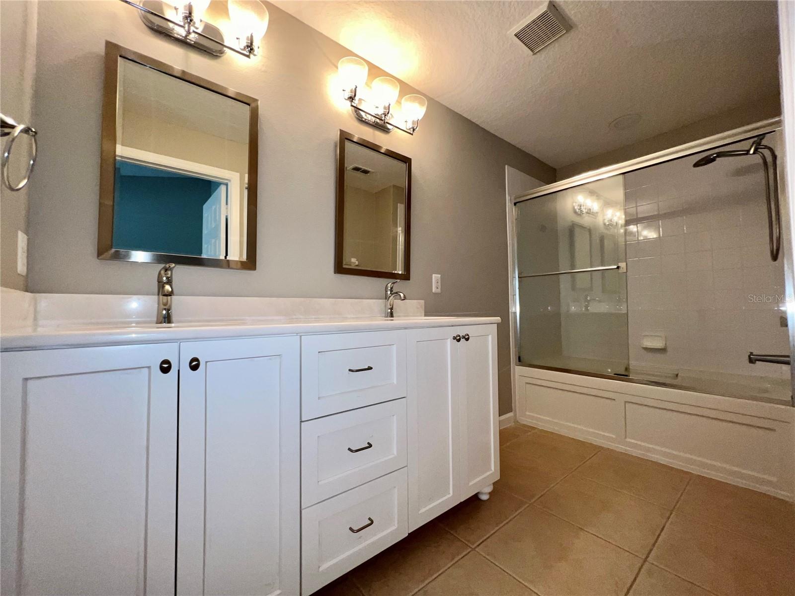 2648 Galliano Cir Property Photo 10