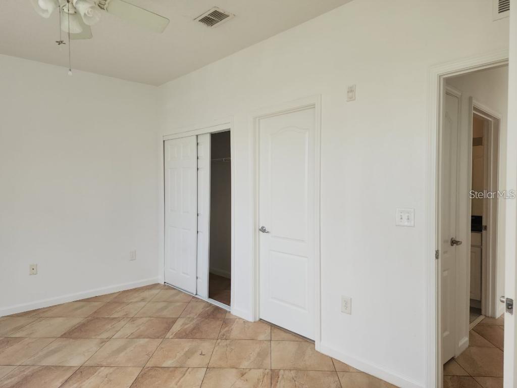 5255 Cane Island Loop #304 Property Photo 3