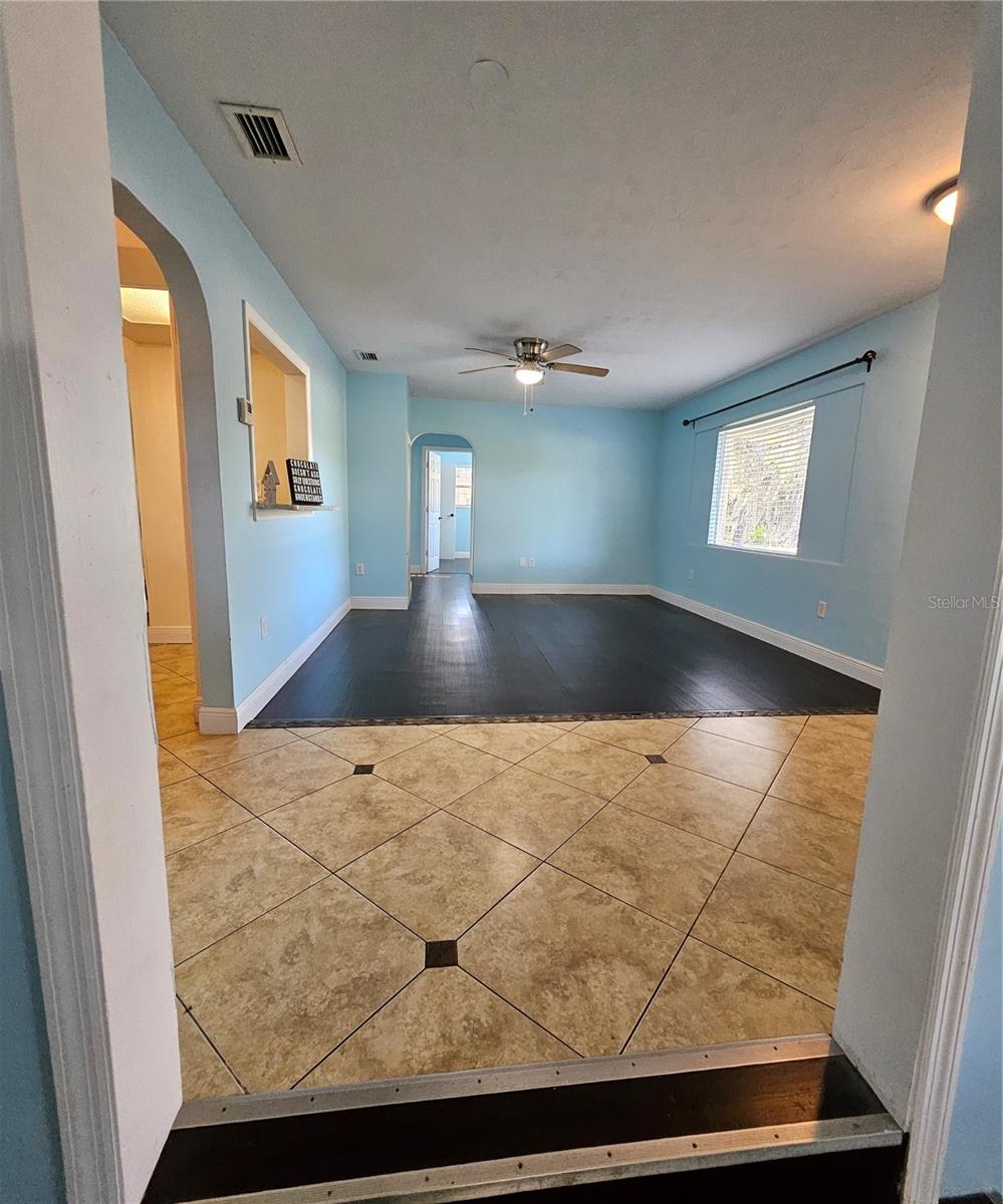 7237 Hillcrest St Property Photo 14