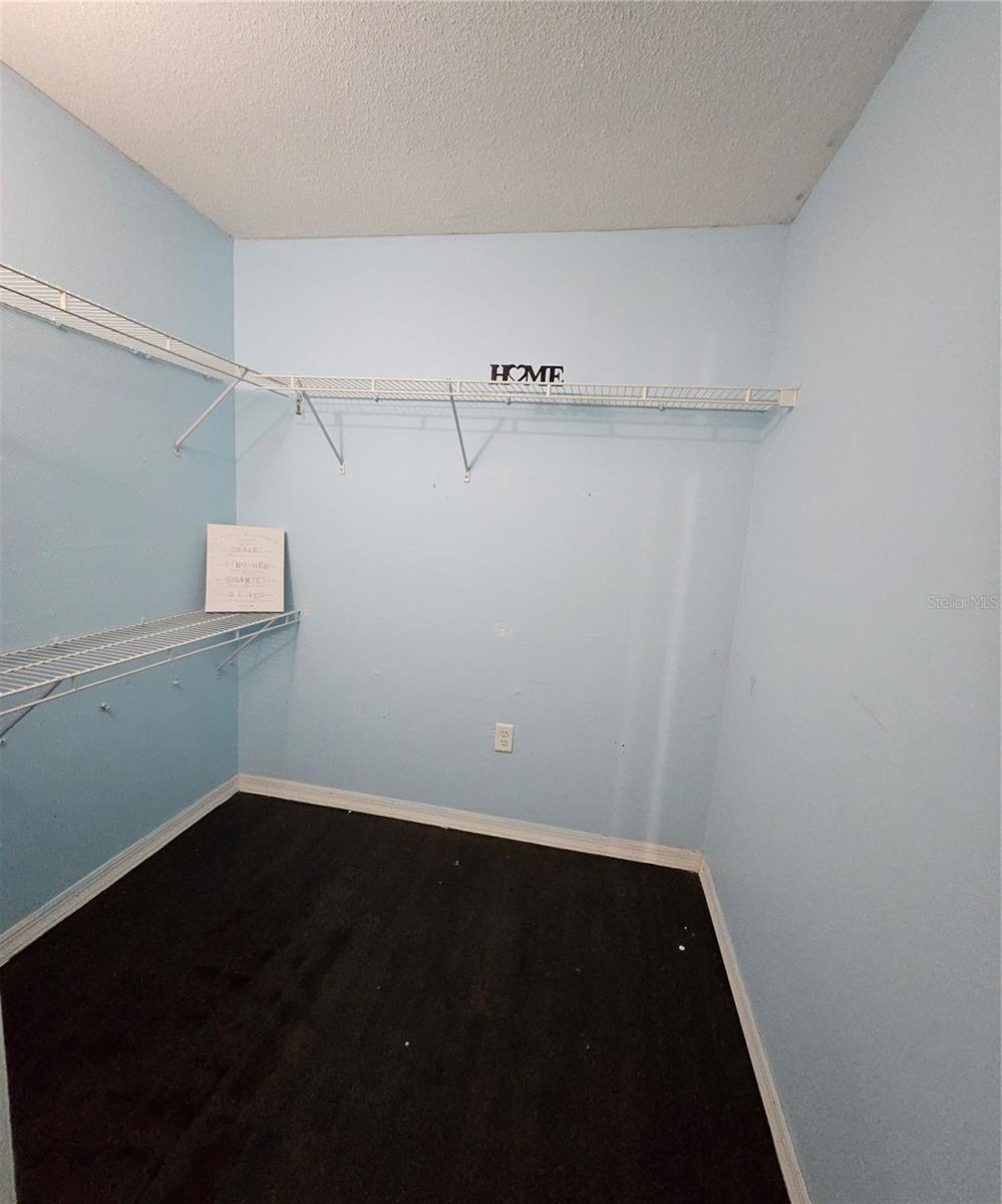 7237 Hillcrest St Property Photo 16