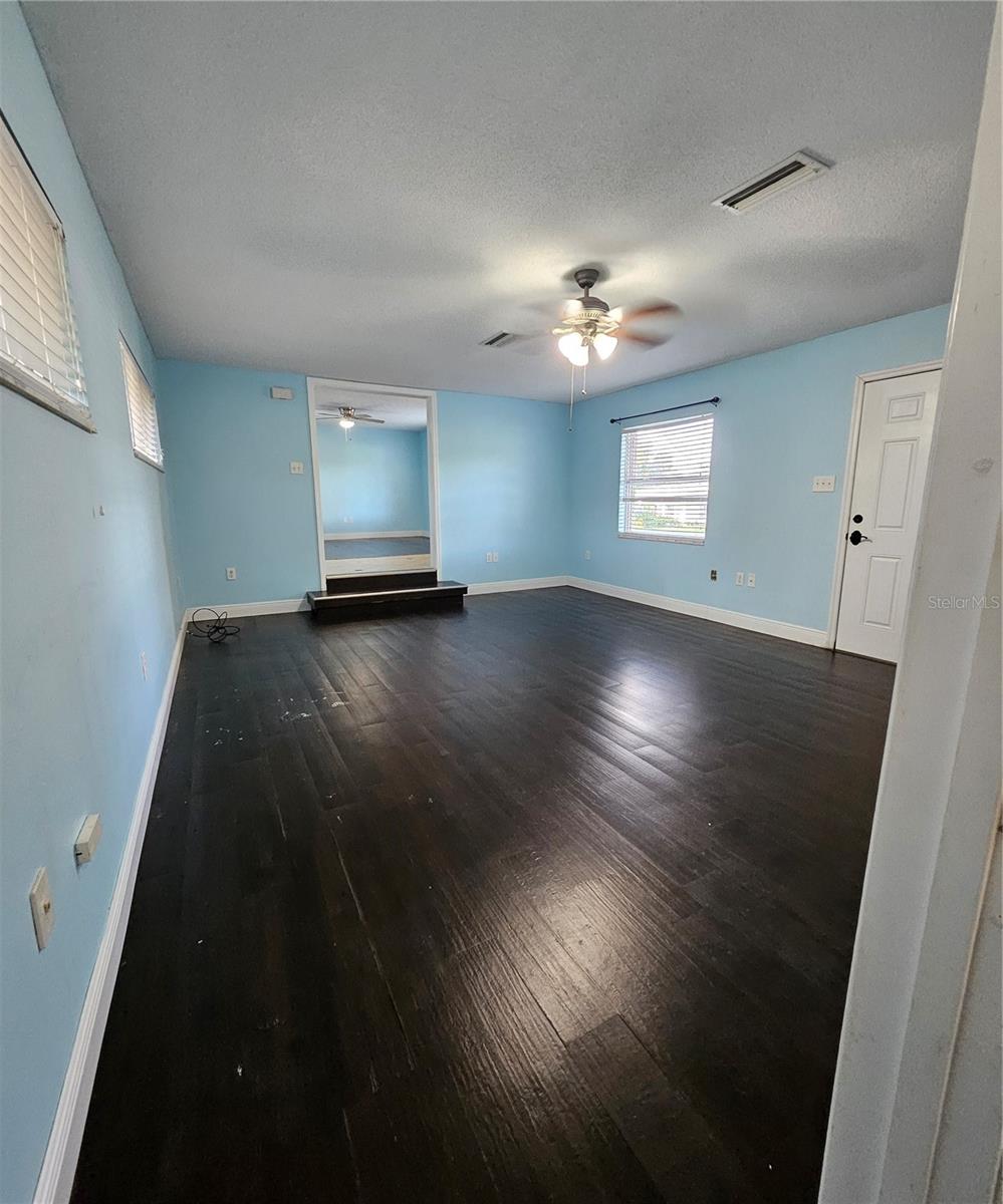 7237 Hillcrest St Property Photo 17
