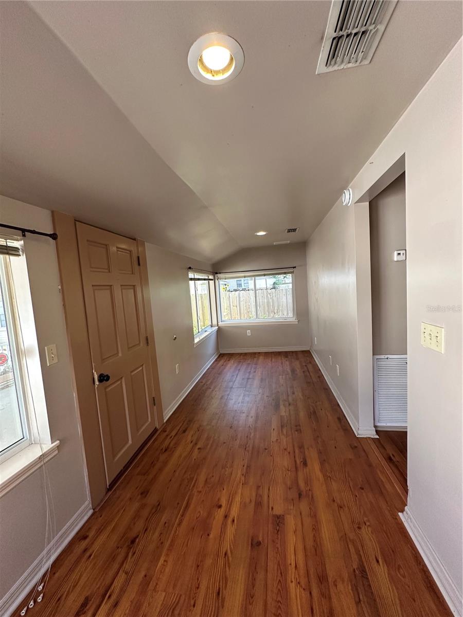 606 New York Ave #new York Ave Property Photo 12