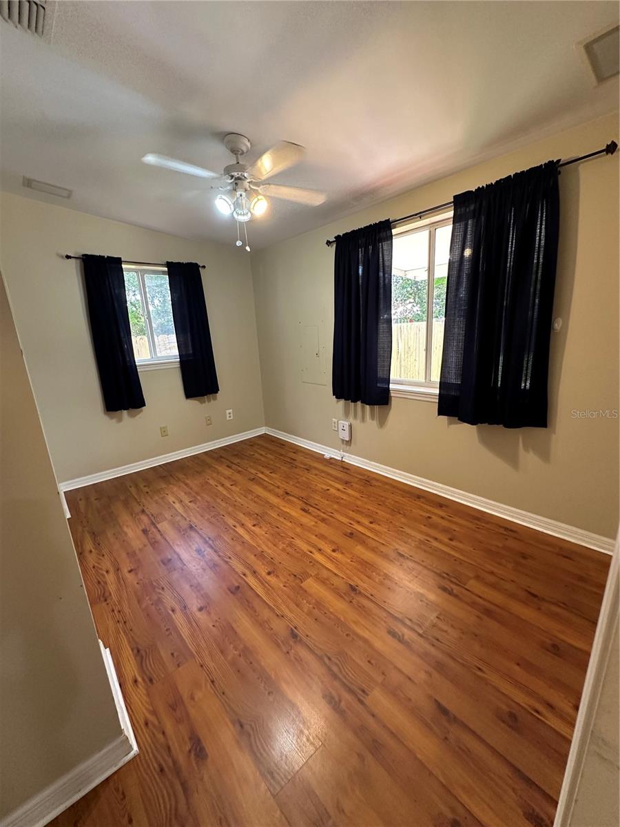606 New York Ave #new York Ave Property Photo 16