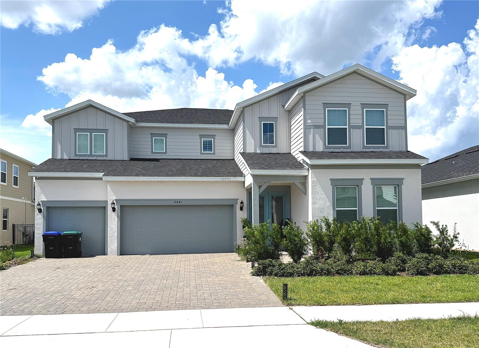 8441 Park Cliff Way Property Photo 1