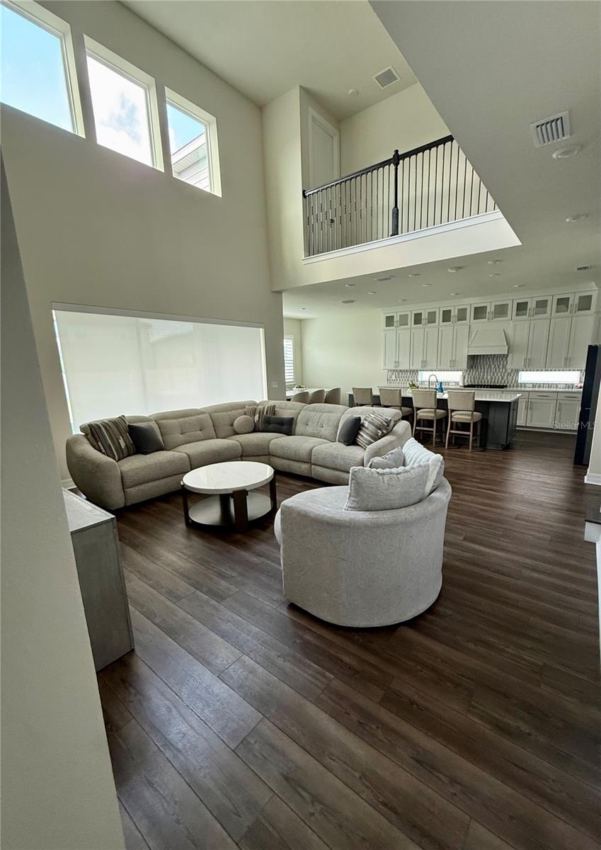 8441 Park Cliff Way Property Photo 10