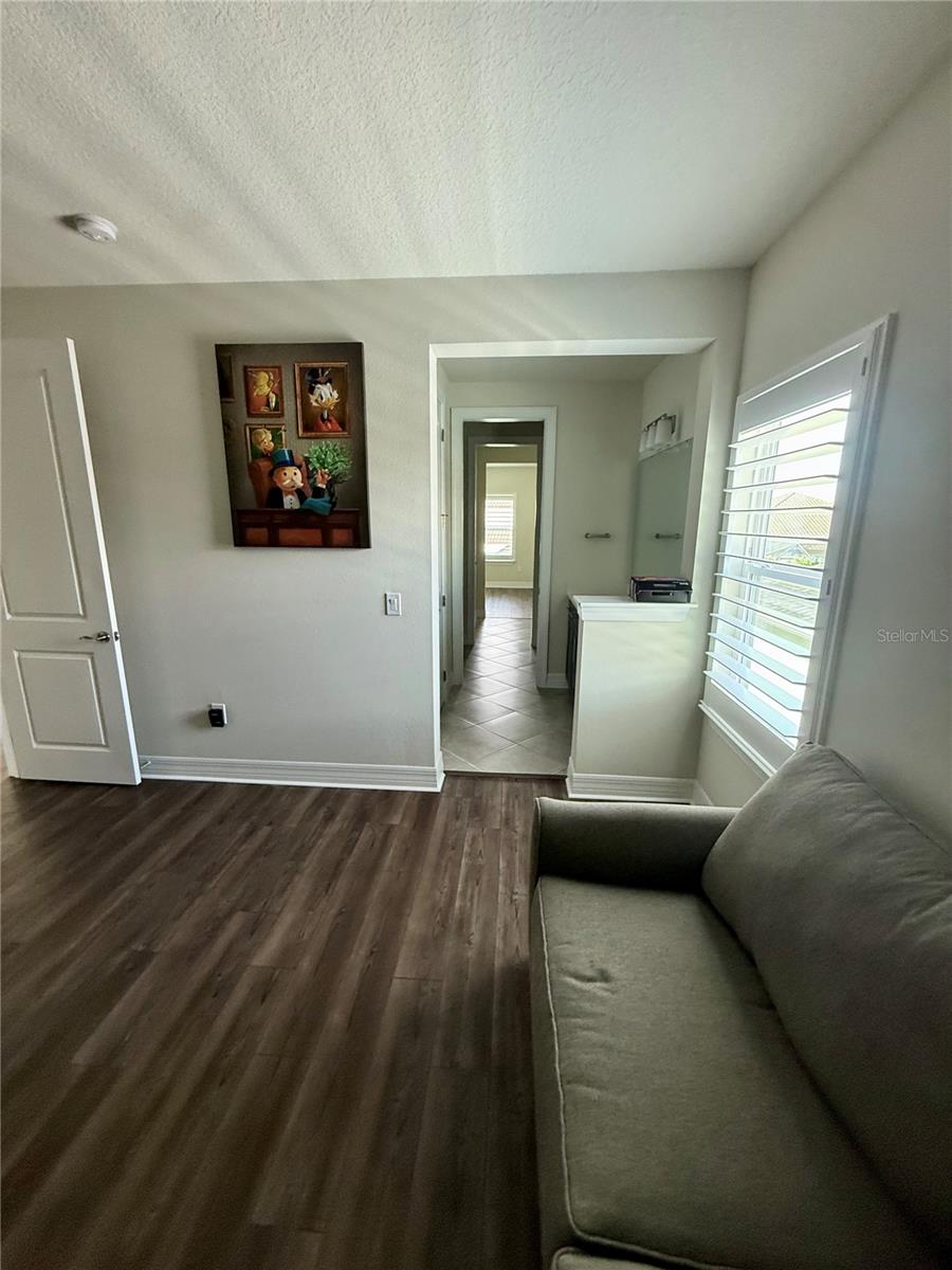 8441 Park Cliff Way Property Photo 26
