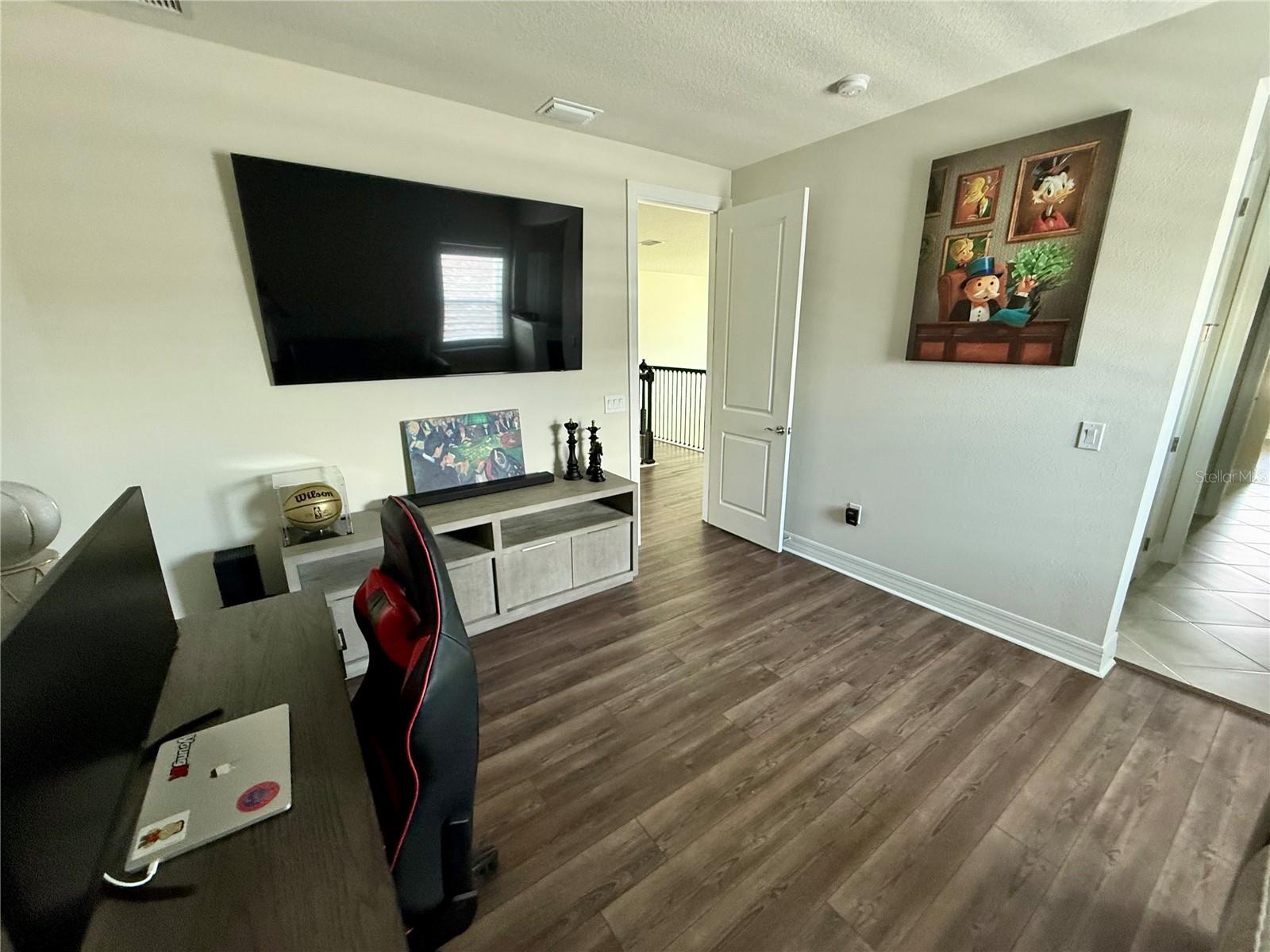 8441 Park Cliff Way Property Photo 27