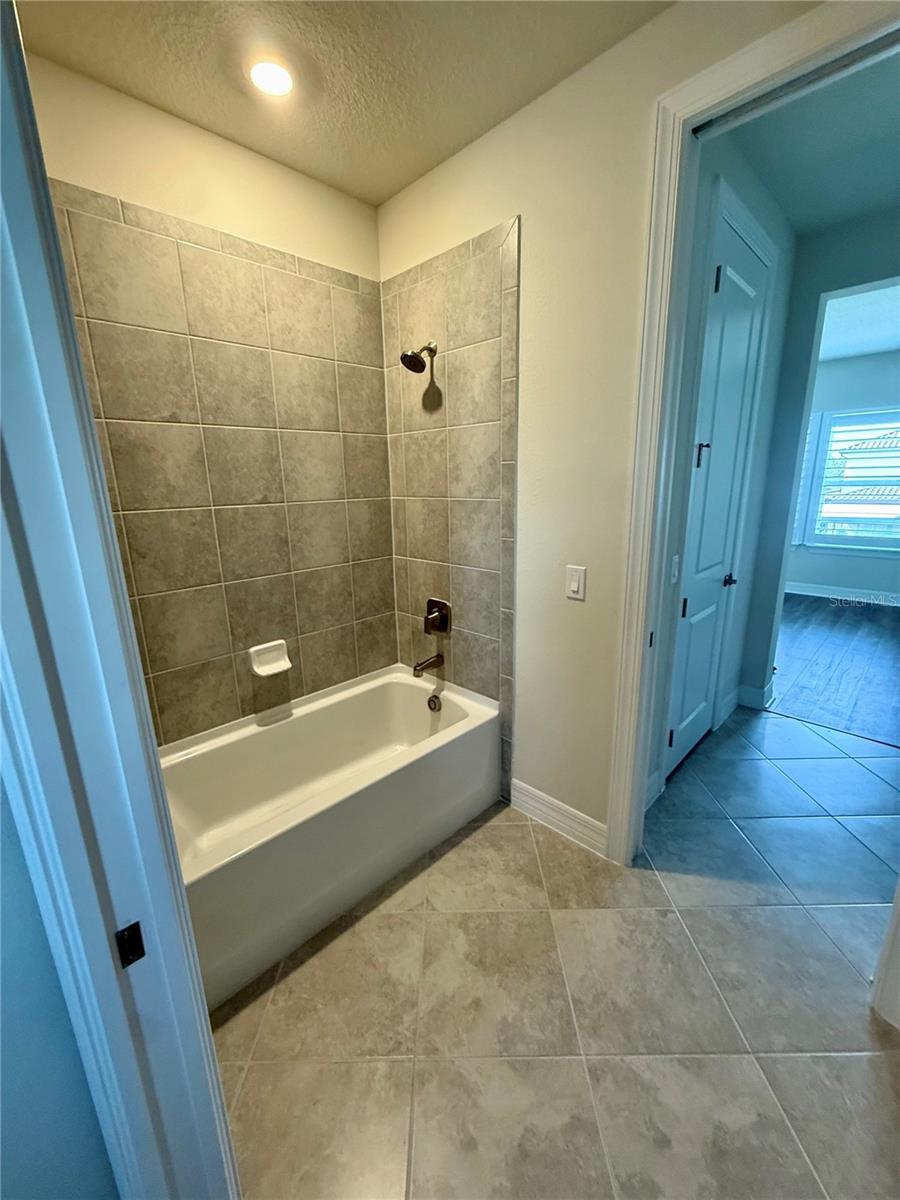 8441 Park Cliff Way Property Photo 31