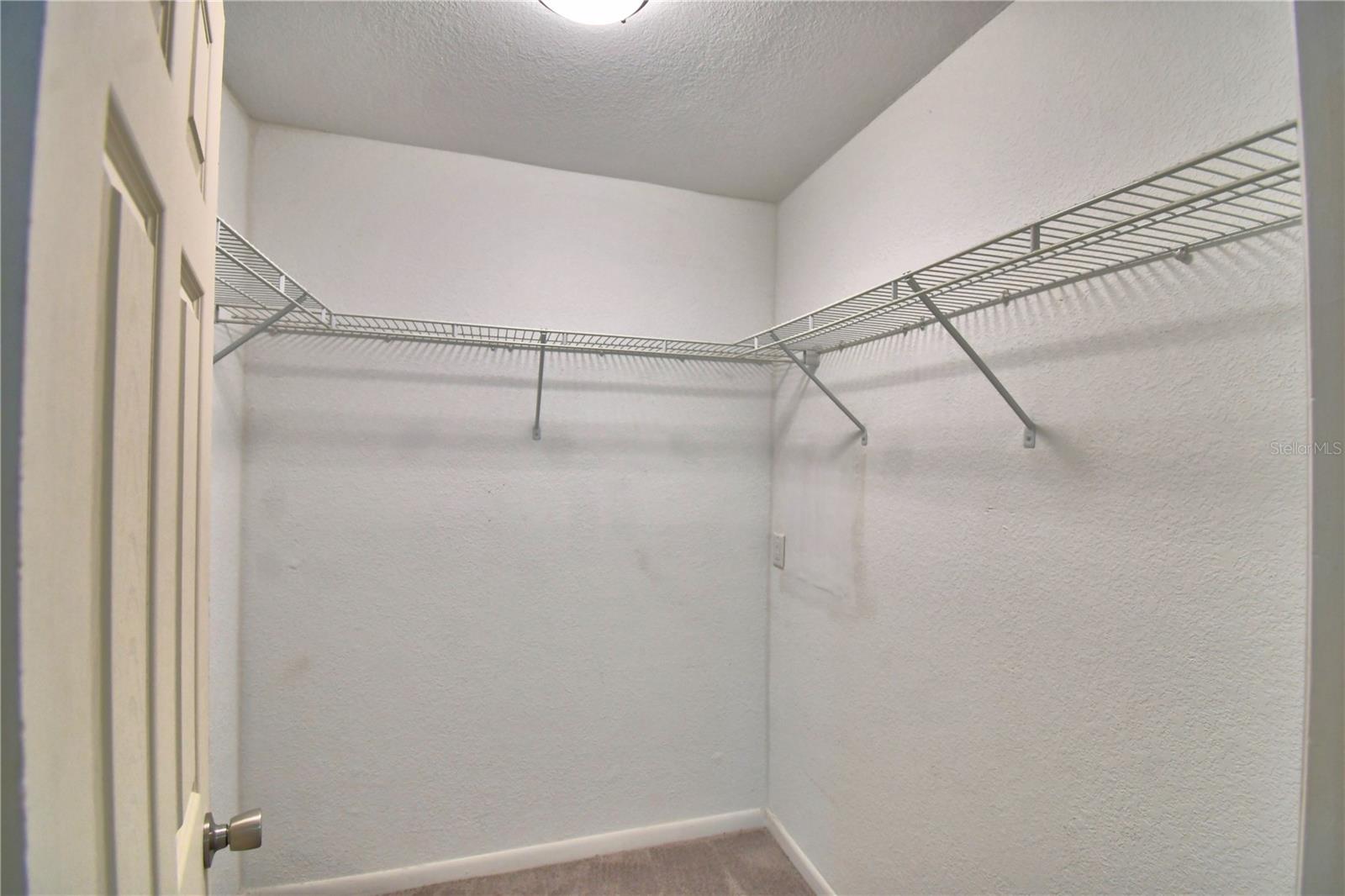 208 Center St Property Photo 19