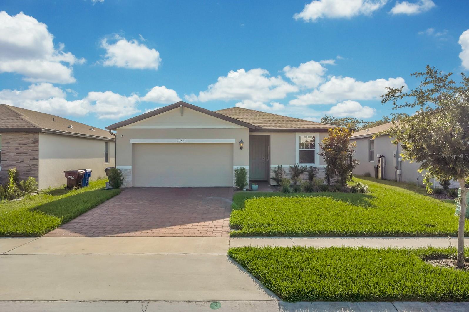 2950 Sunstar Dr Property Photo 2