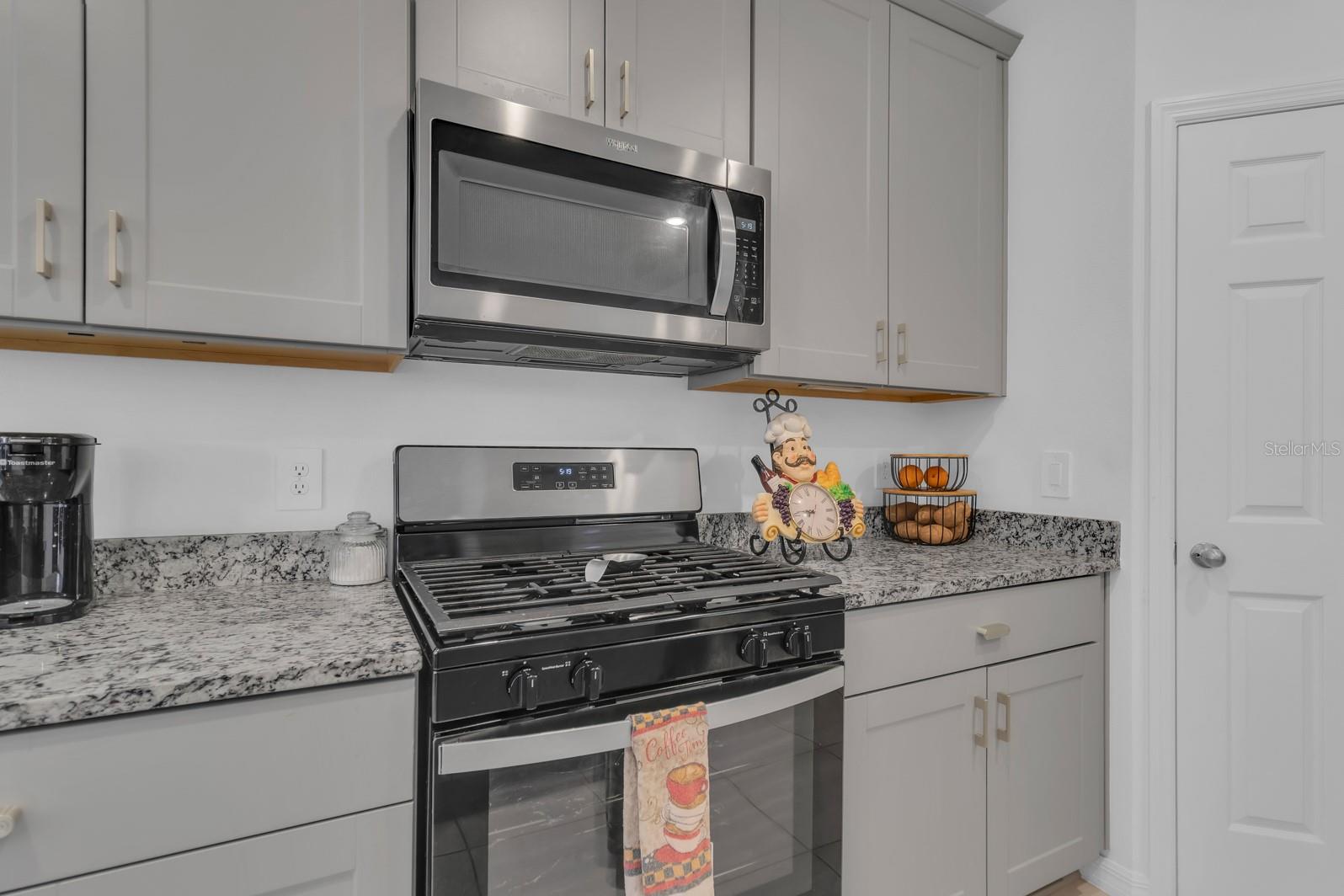 2950 Sunstar Dr Property Photo 14