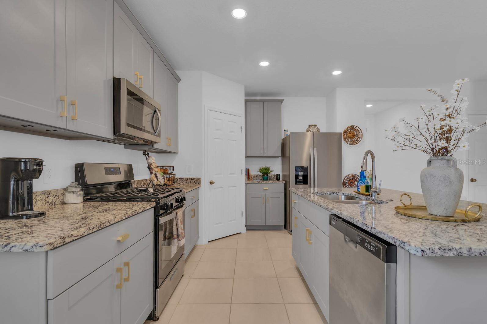 2950 Sunstar Dr Property Photo 15