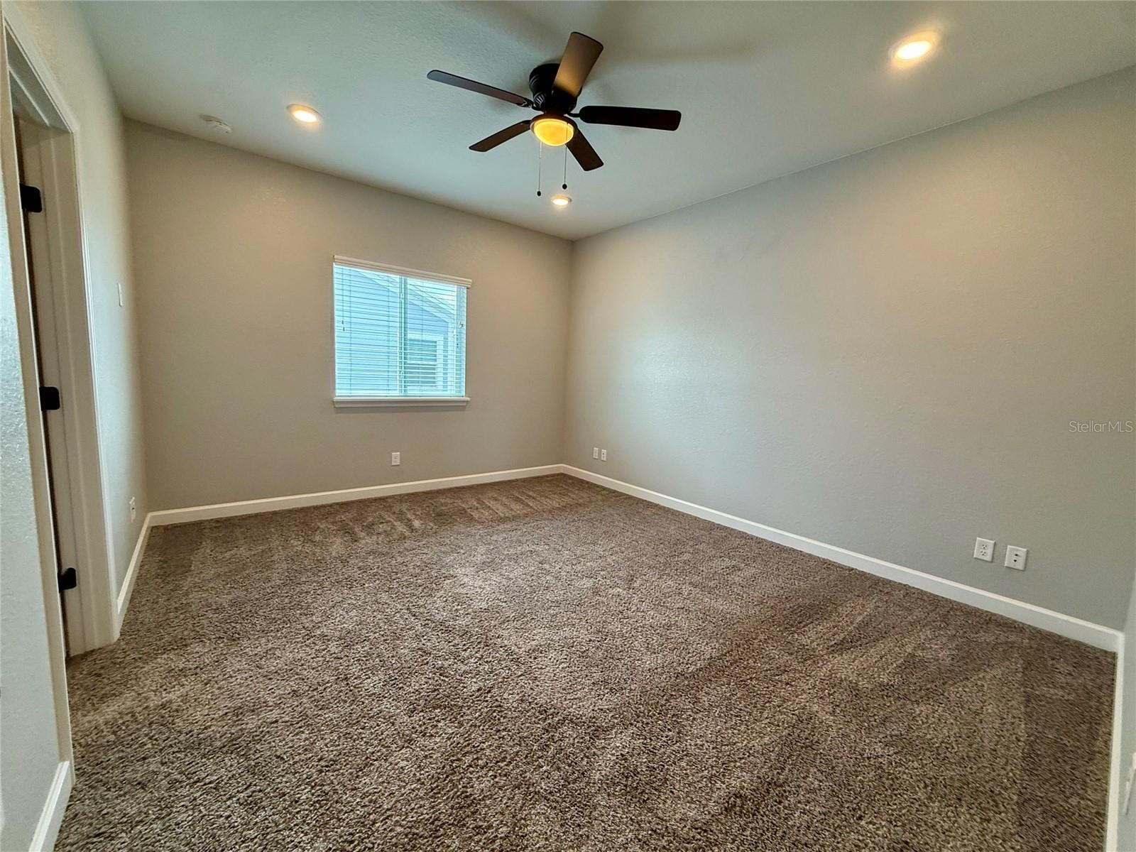 2414 Willow Way Property Photo 9