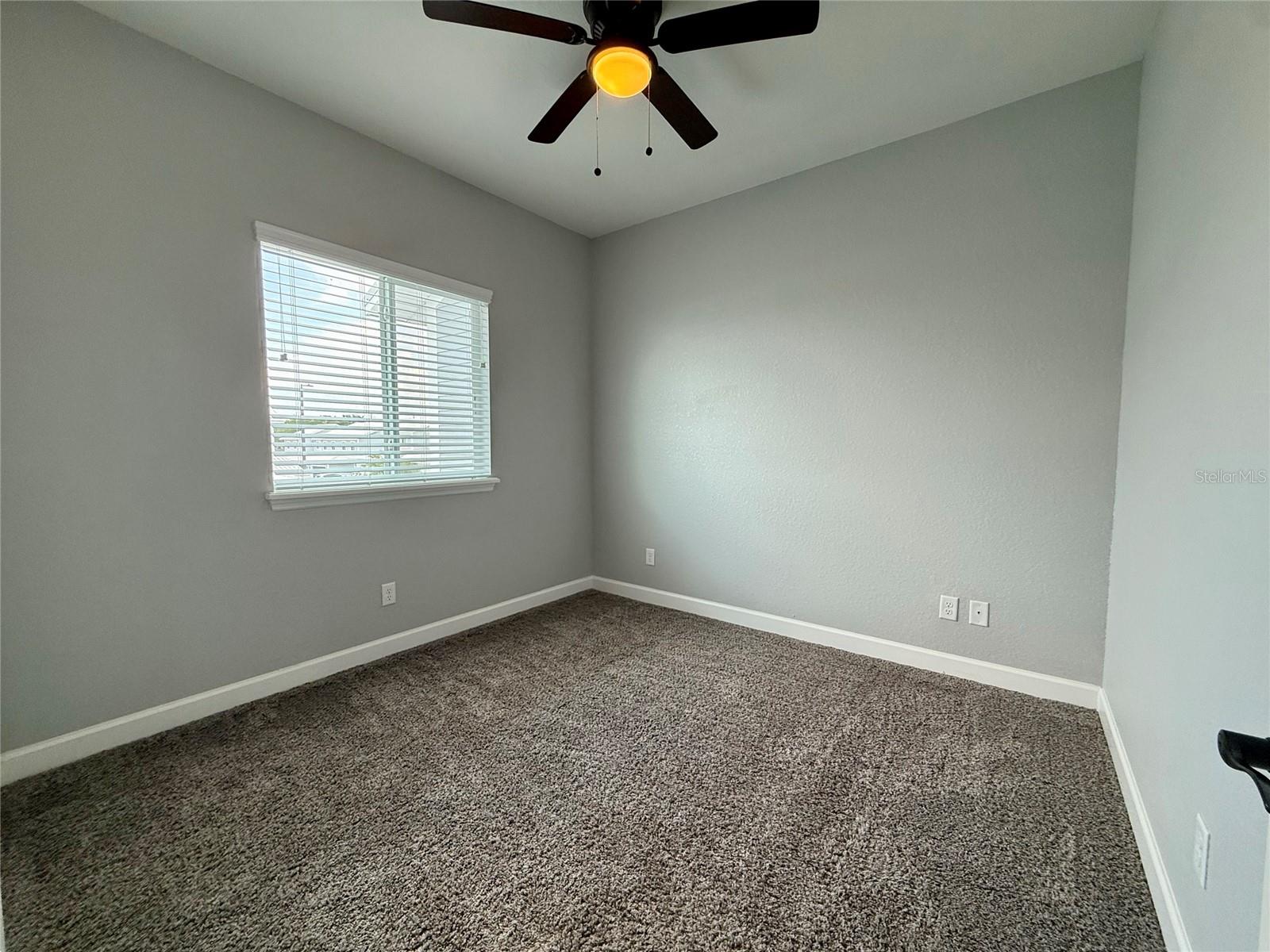 2414 Willow Way Property Photo 11