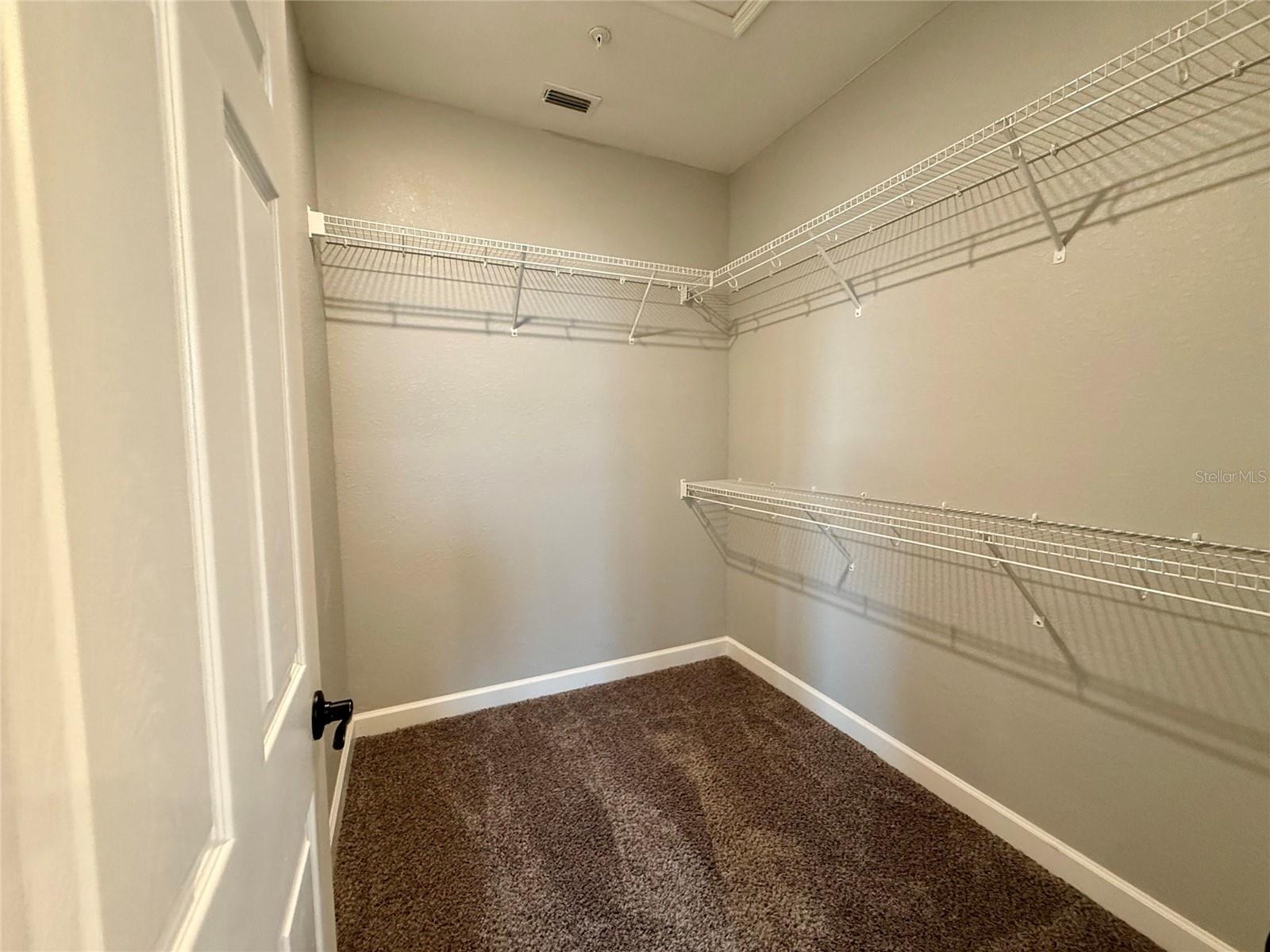2414 Willow Way Property Photo 15