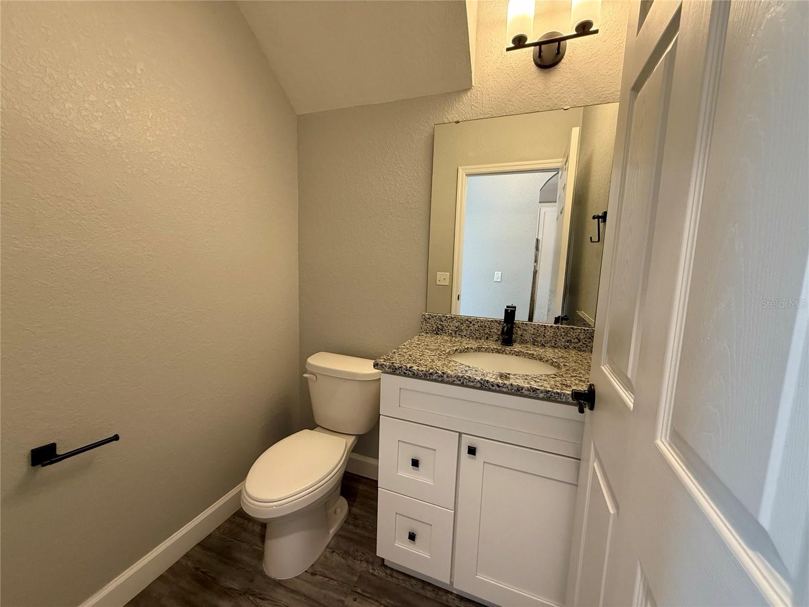 2414 Willow Way Property Photo 20