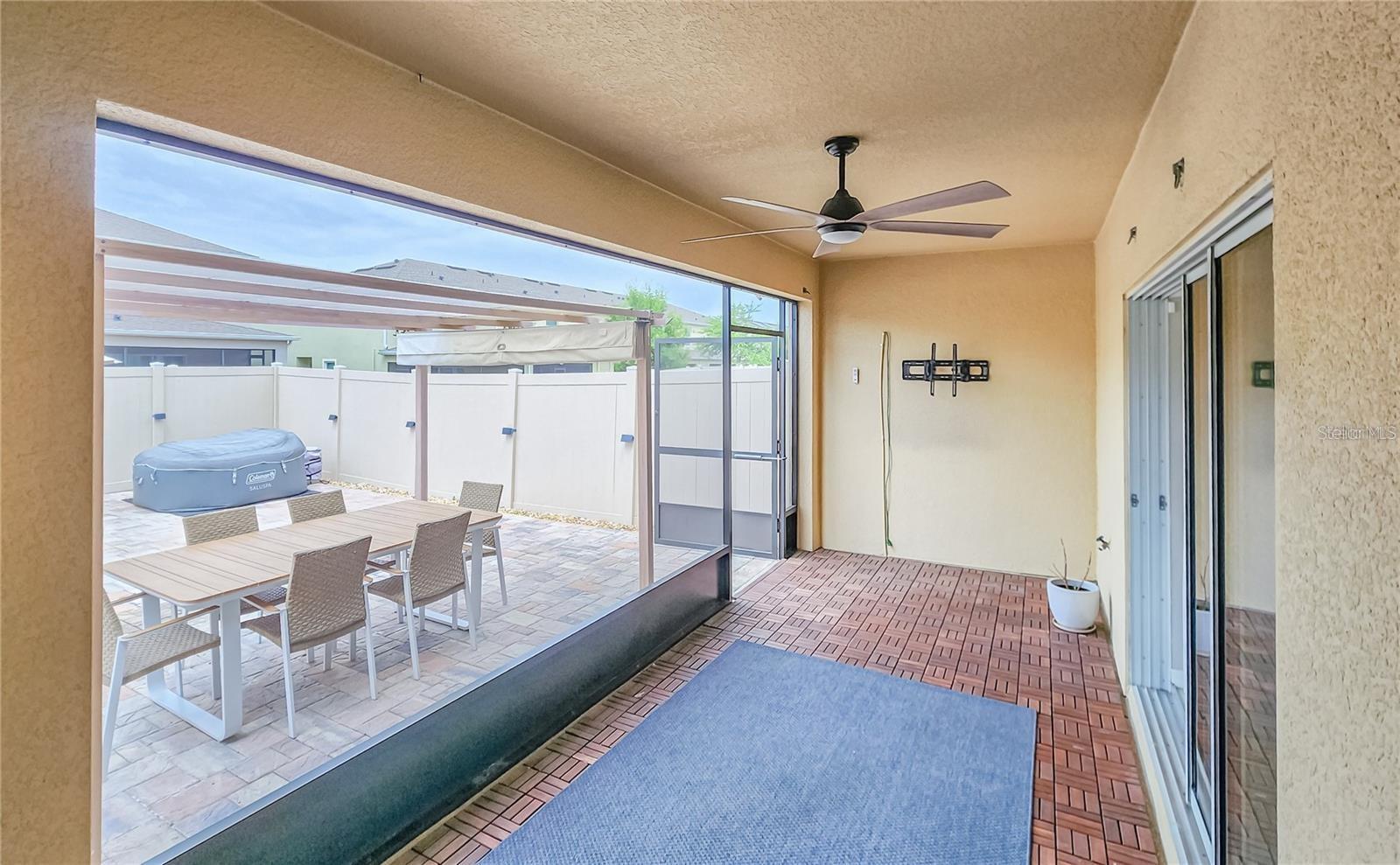 9039 Alba Ln Property Photo 18