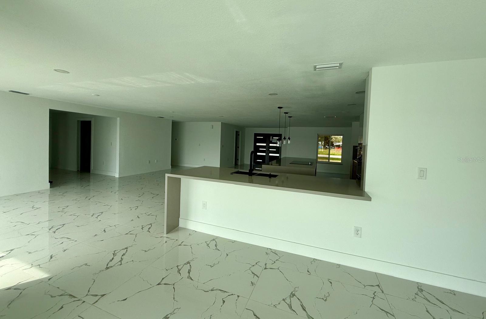 S5150345 Property Photo 6