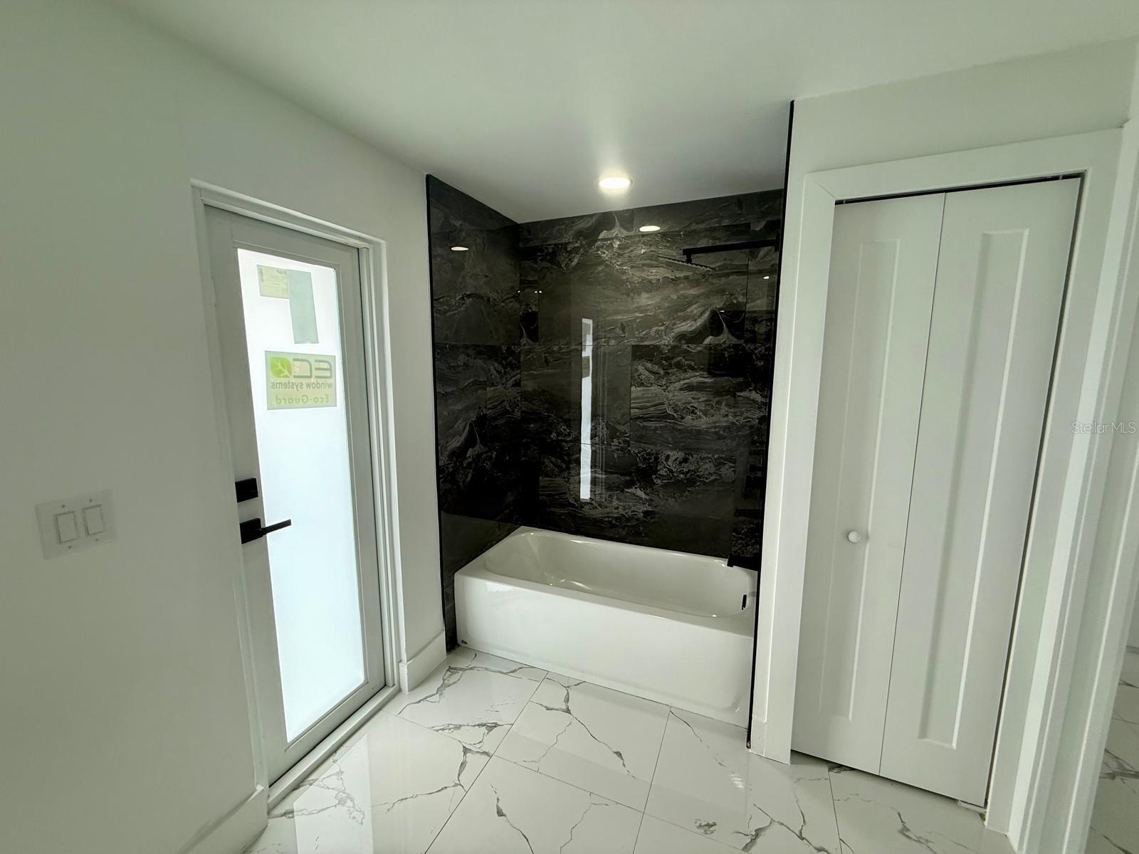 S5150345 Property Photo 14