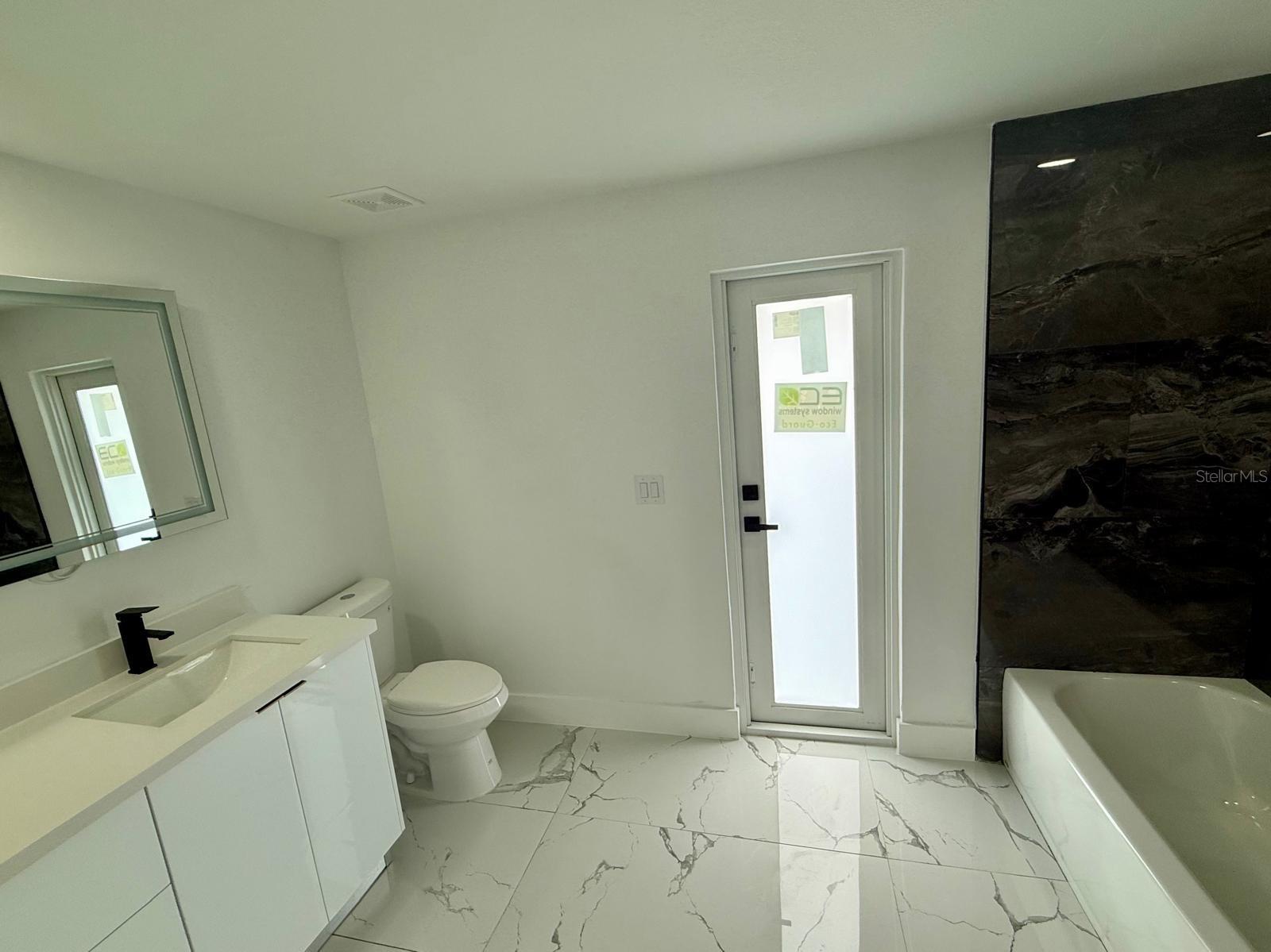 S5150345 Property Photo 25