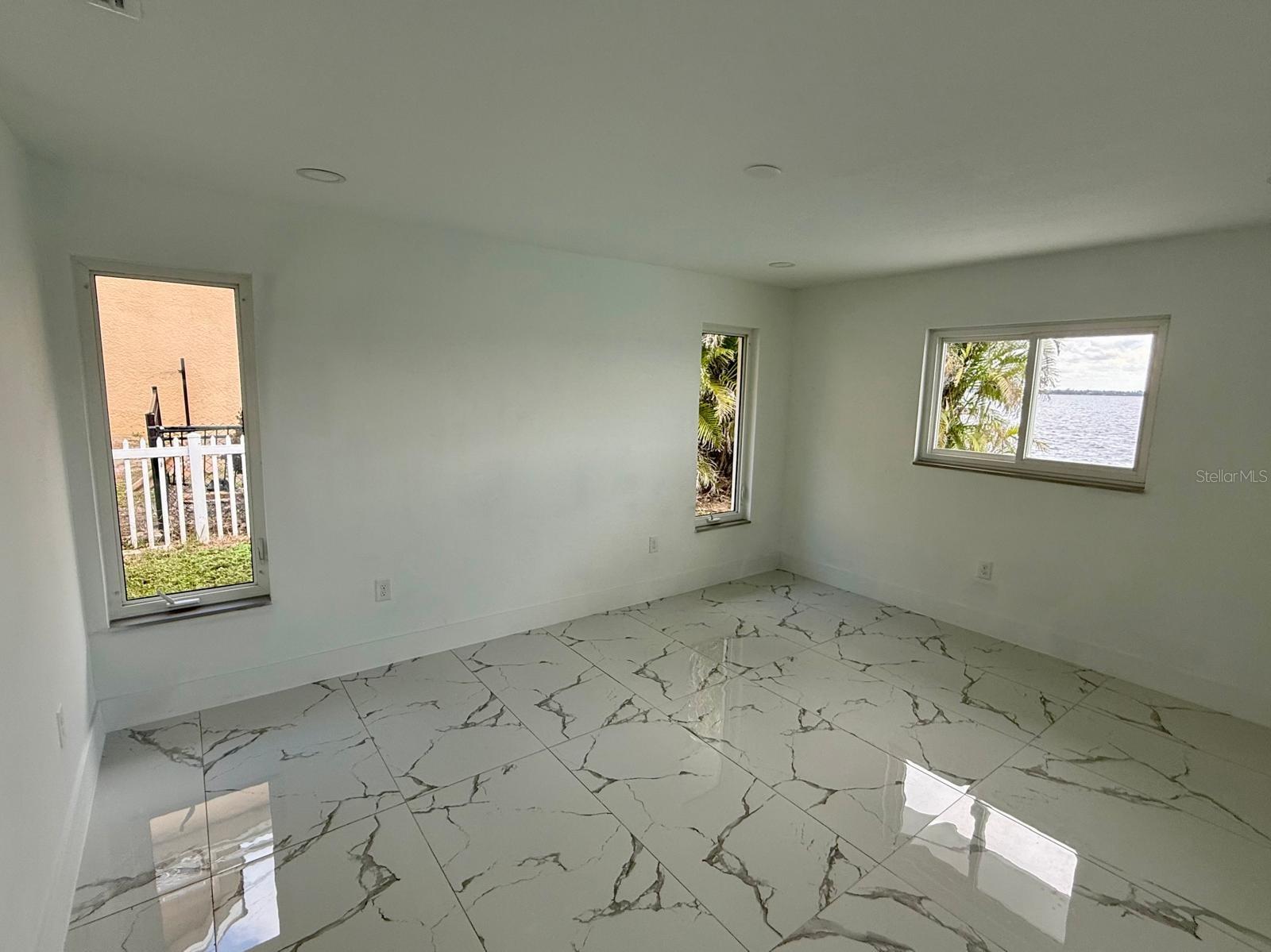 S5150345 Property Photo 28