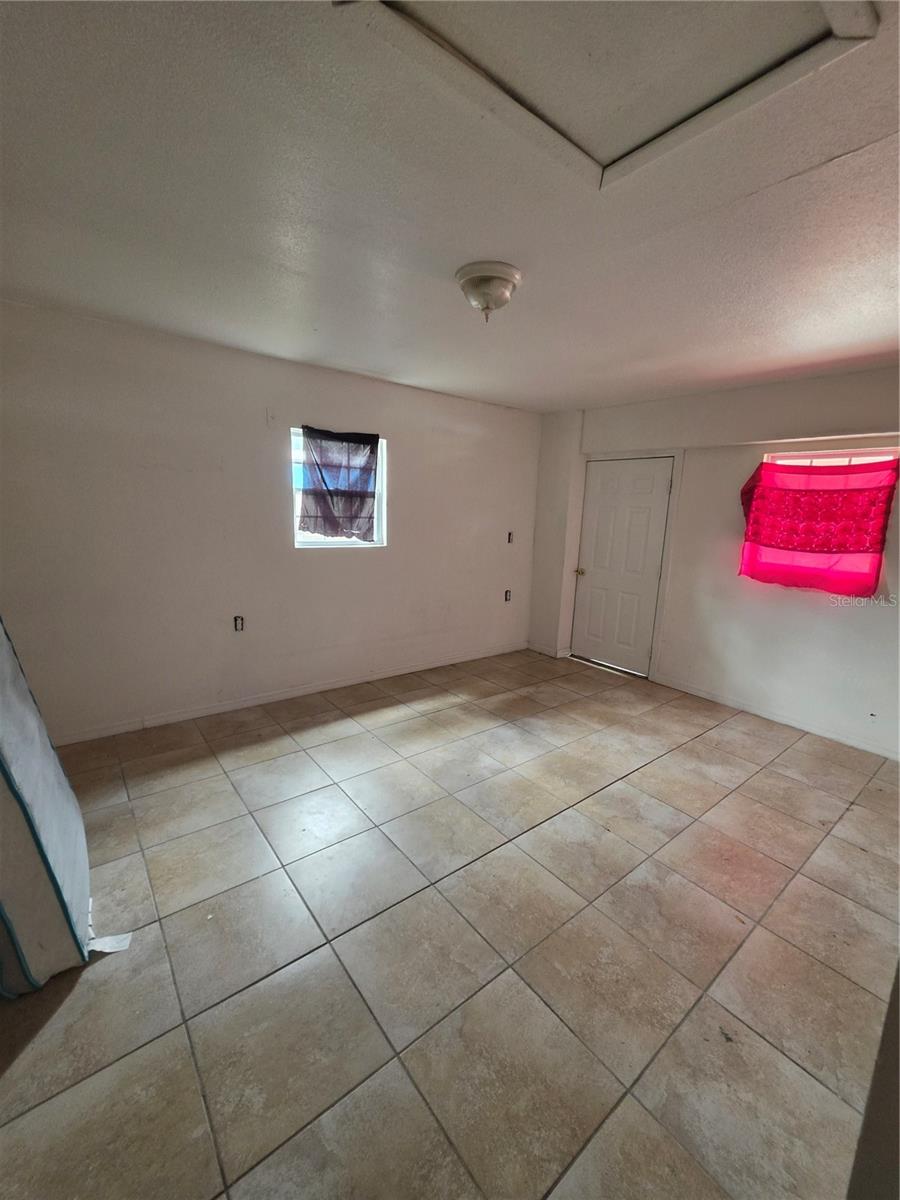 1215 Nw 15th Ave Property Photo 25