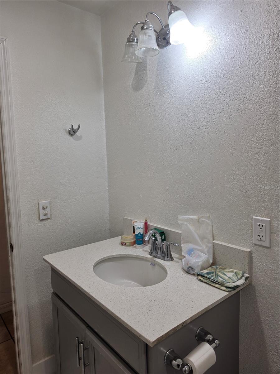 1215 Nw 15th Ave Property Photo 38