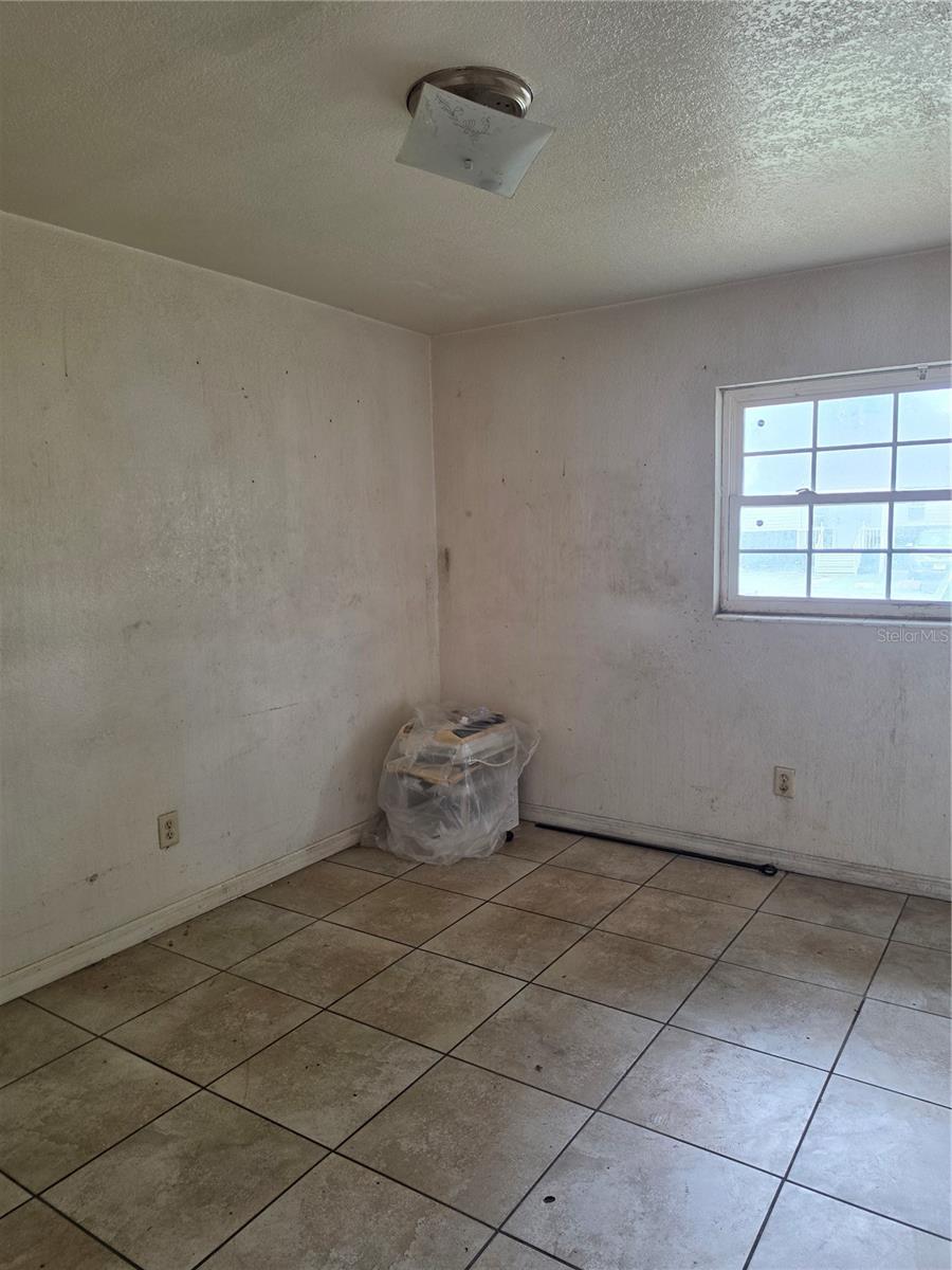 1215 Nw 15th Ave Property Photo 39