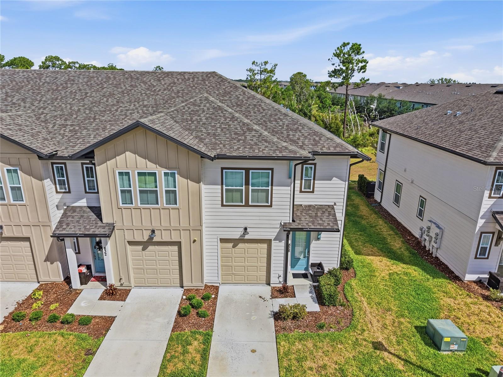 828 Longboat Dr Property Photo 6