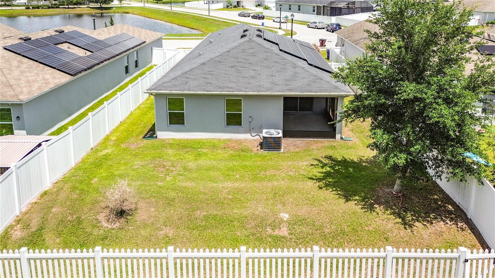 3040 Lakes Crest Ave Property Photo 6