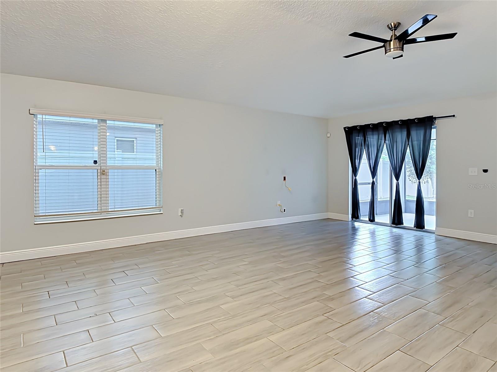 3040 Lakes Crest Ave Property Photo 10