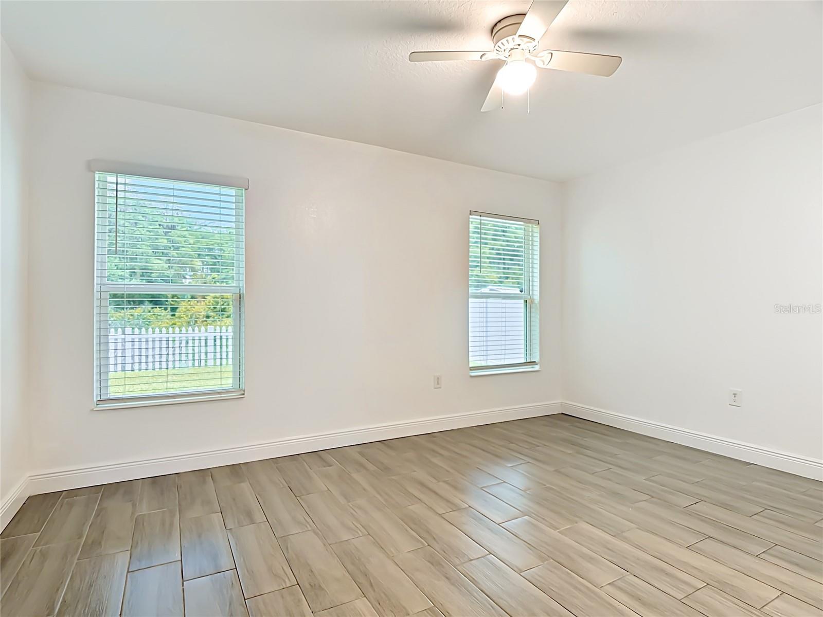3040 Lakes Crest Ave Property Photo 17