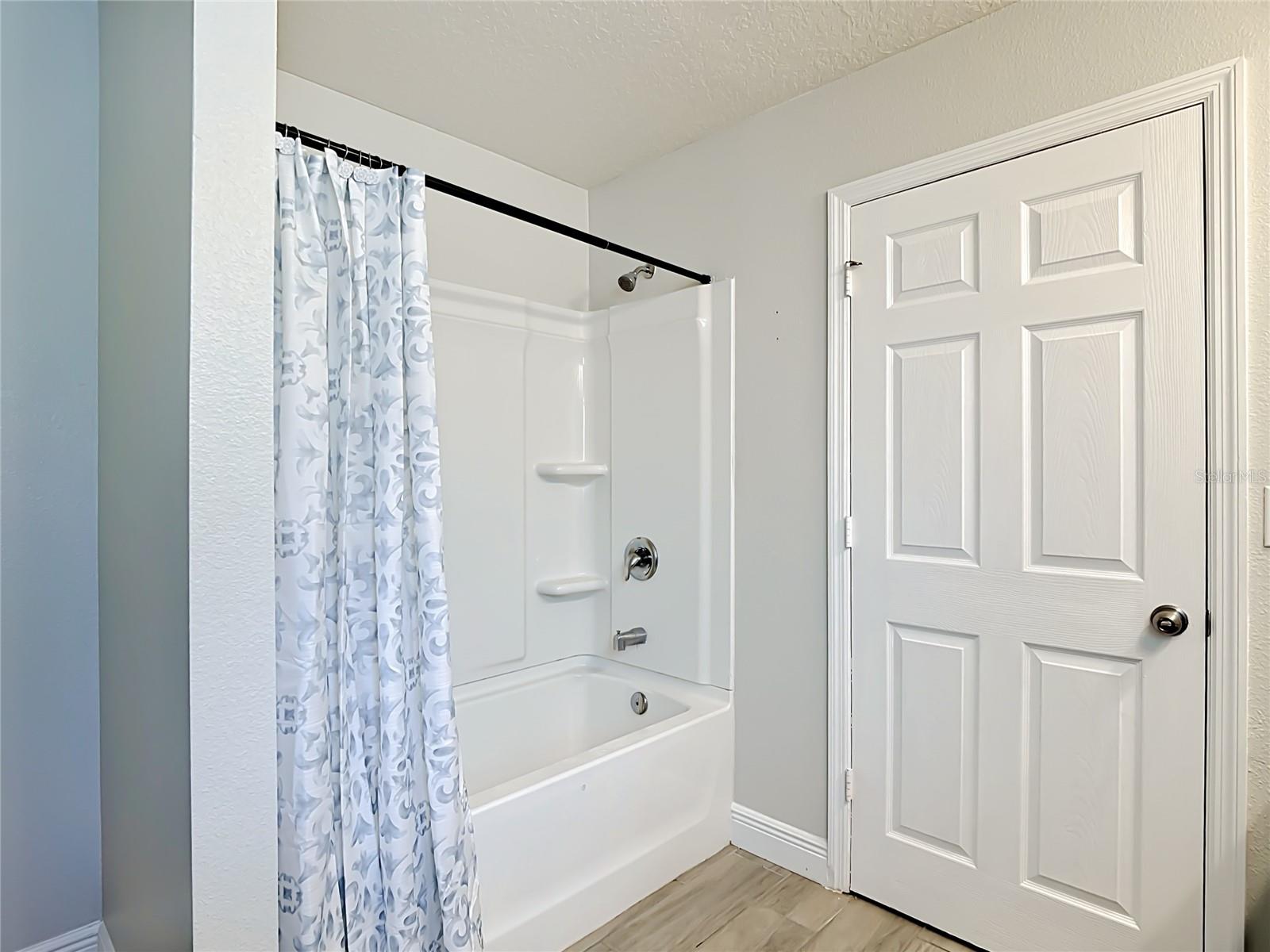 3040 Lakes Crest Ave Property Photo 20