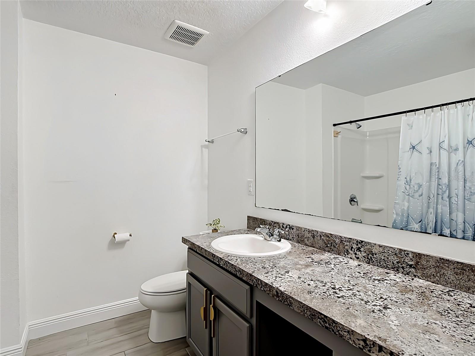 3040 Lakes Crest Ave Property Photo 31