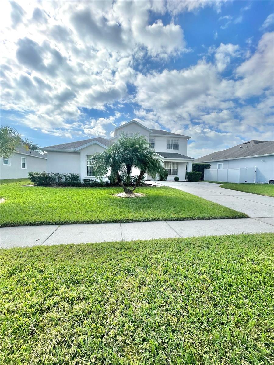 2370 HINSDALE DR Property Photo 1