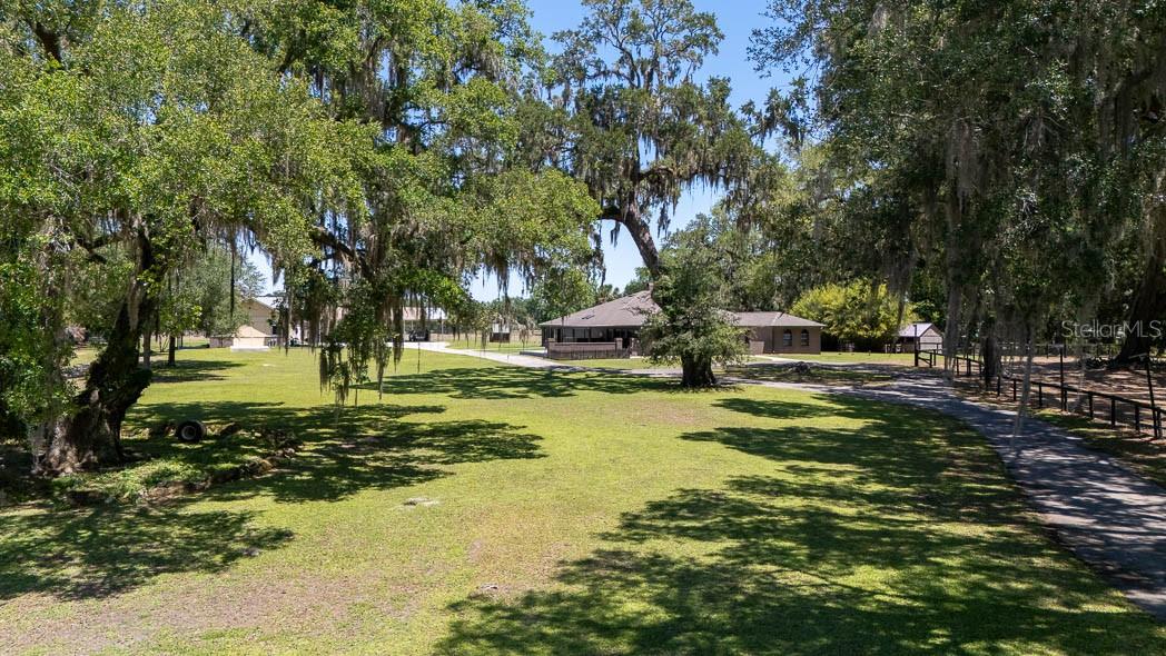 830 Nw 111th Ln Property Photo 23