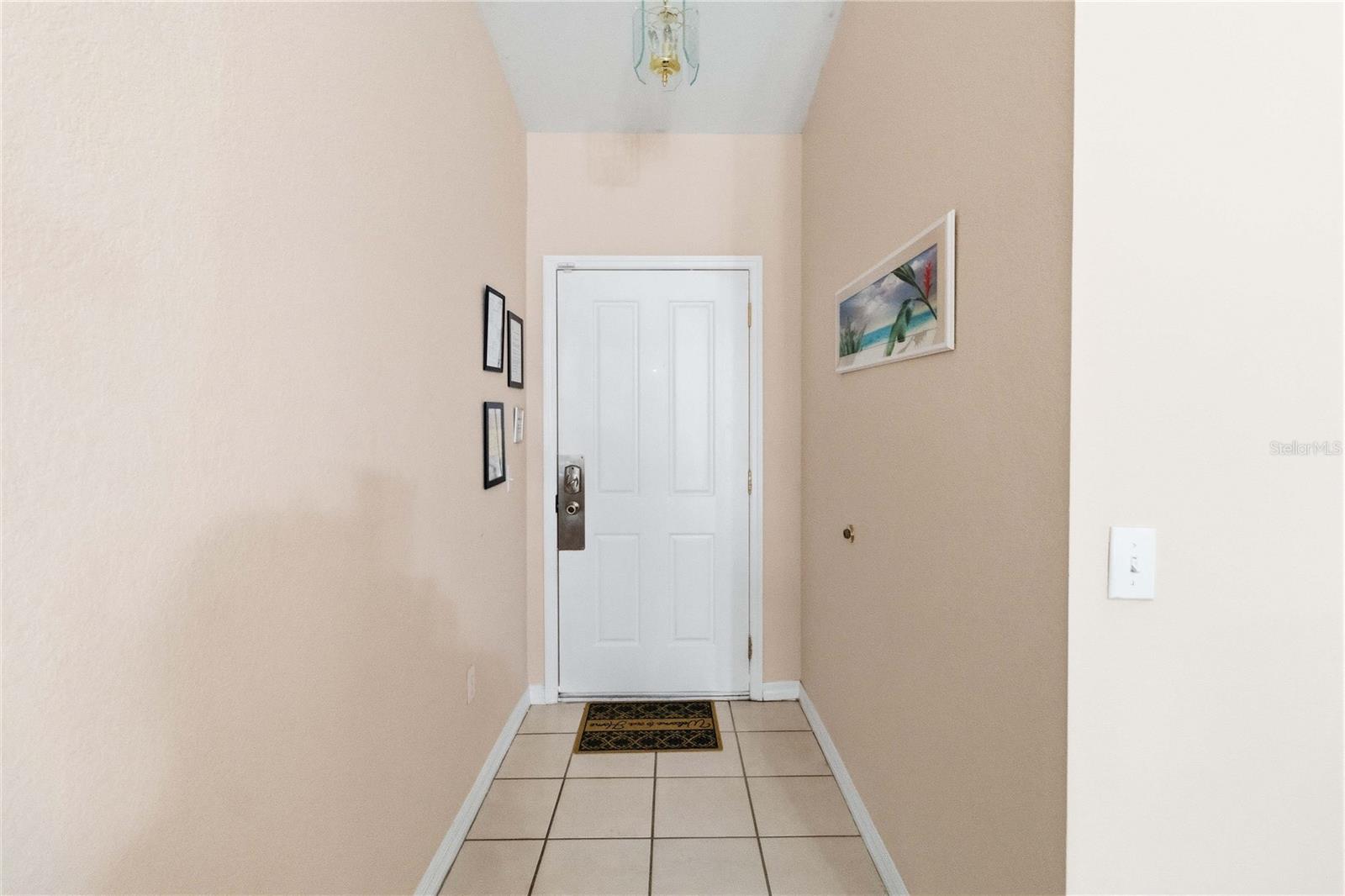 446 Reserve Dr Property Photo 6