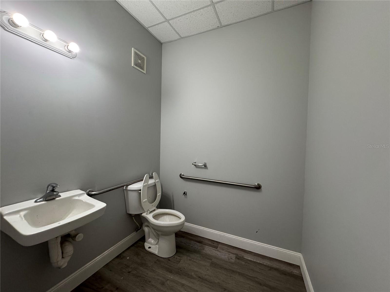 S5150381 Property Photo 4