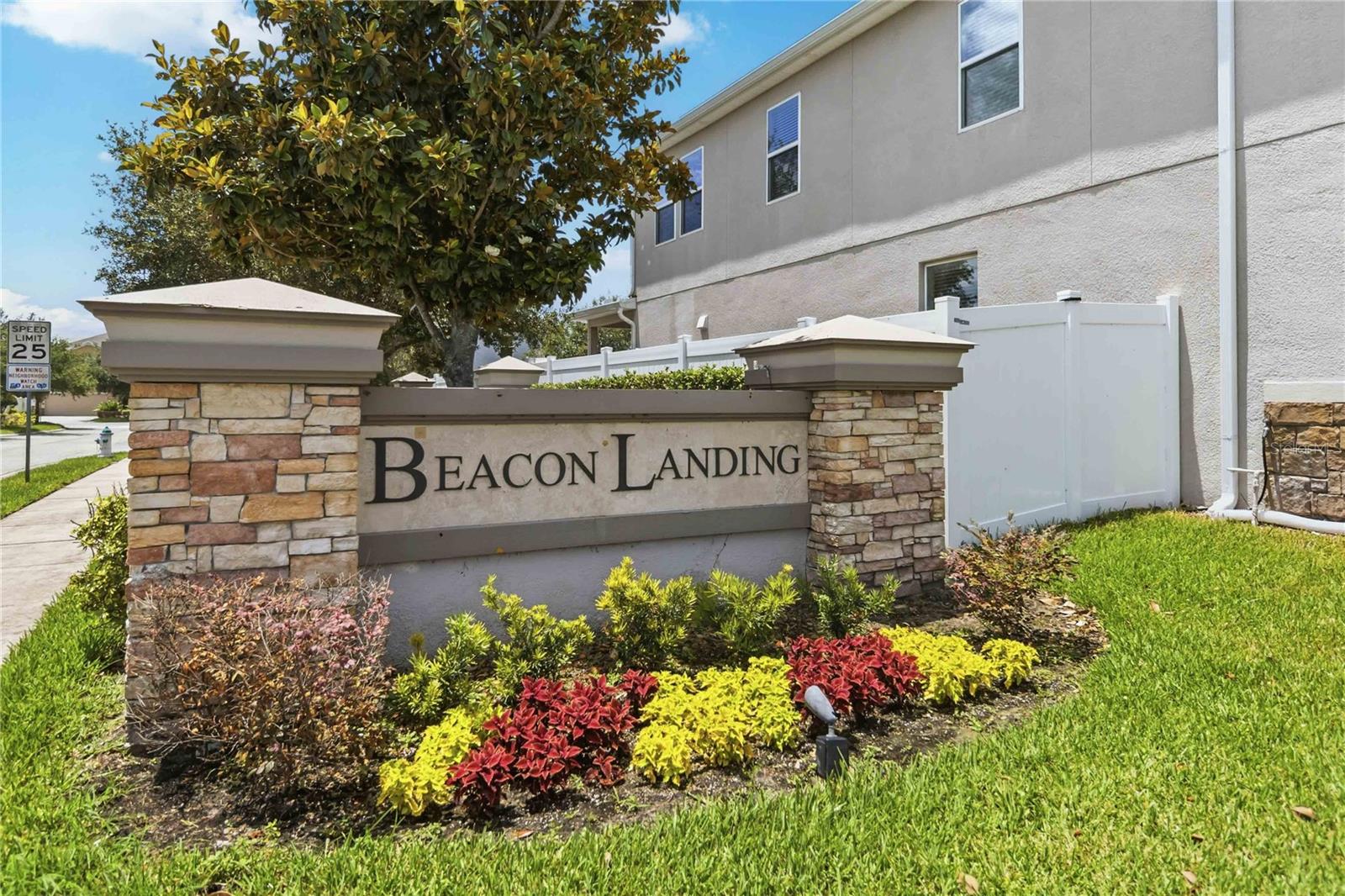 2015 Beacon Landing Cir Property Photo 3